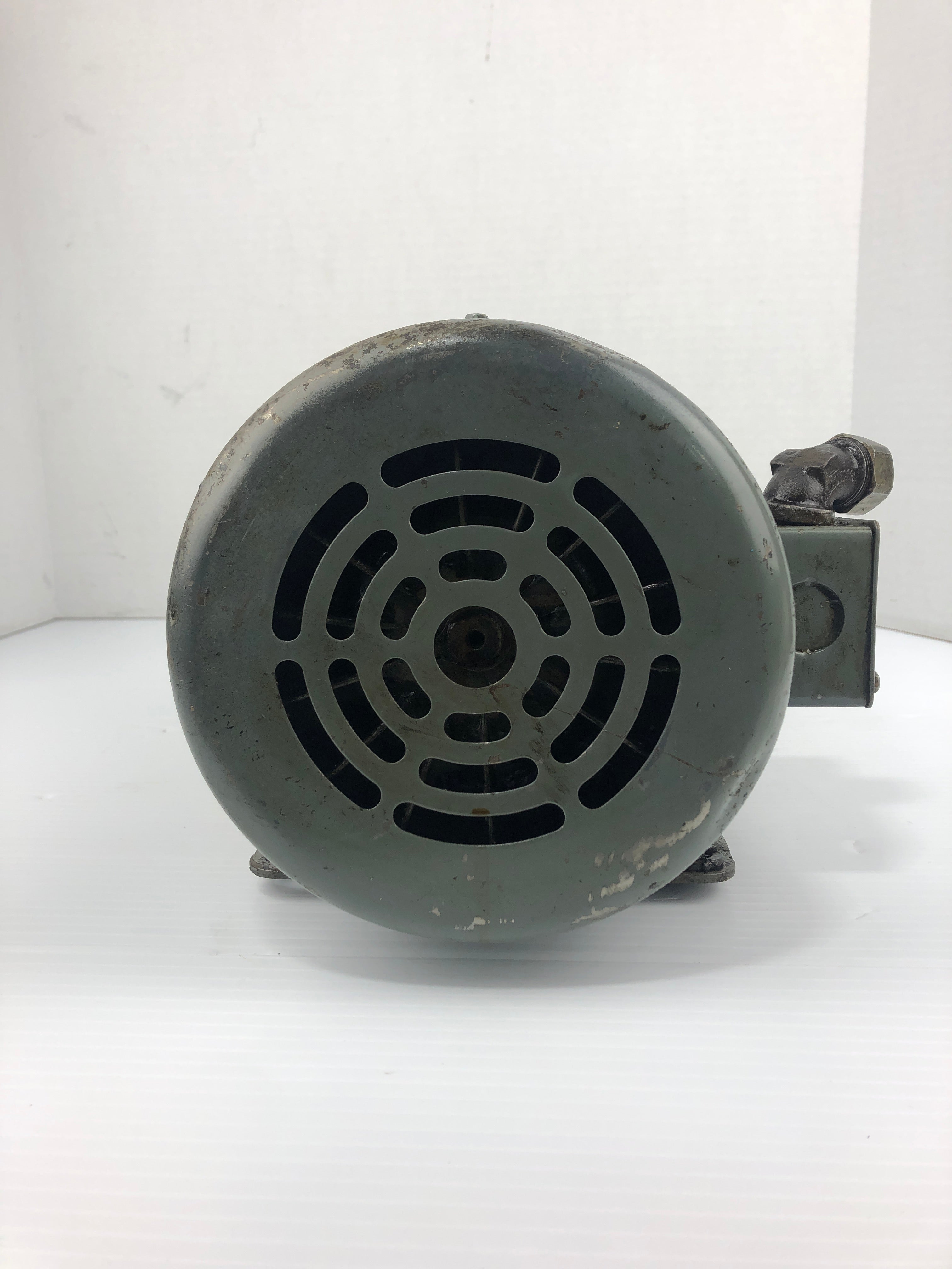 Brown & Sharpe Doerr 602236J761 AC Motor 1/3 HP 1140 RPM 3PH