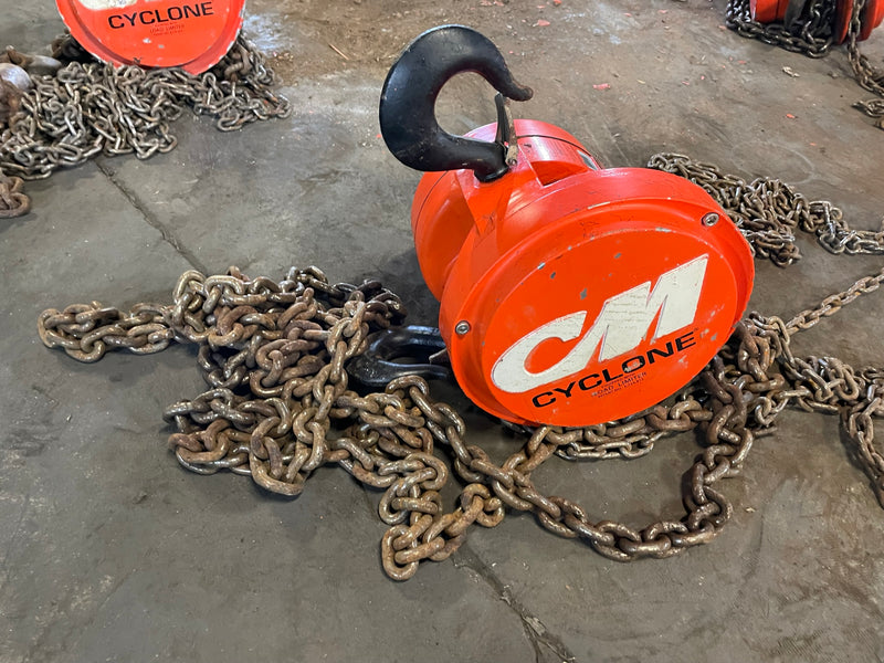 Chain Fall Mechanism CM Cyclone 2 Ton Manual Chain Fall Hoist with Load Limiter S5853TB ...
