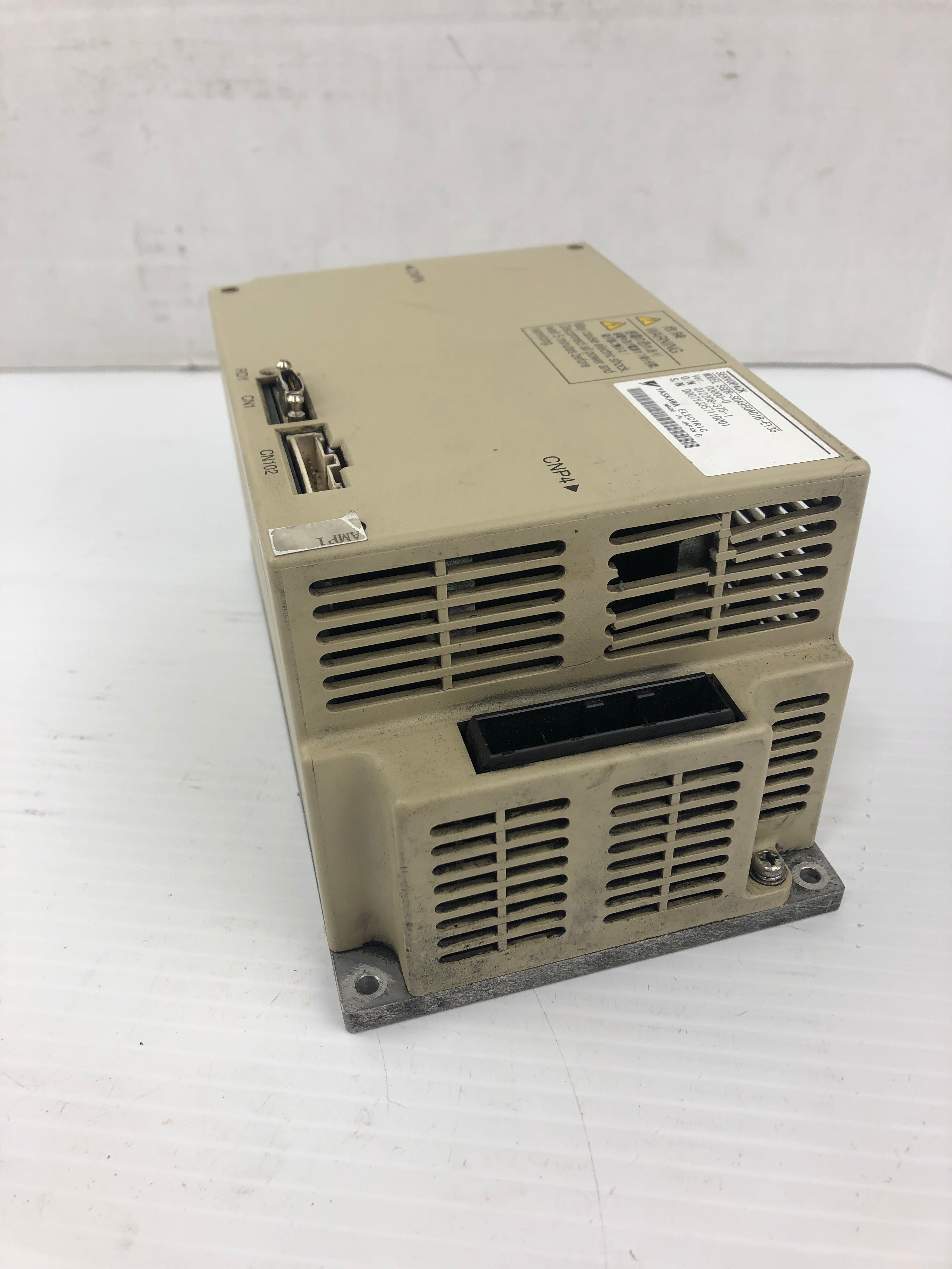 Yaskawa SGDR-SDA950A01B-EY35 Servopack Drive - BROKEN CASE