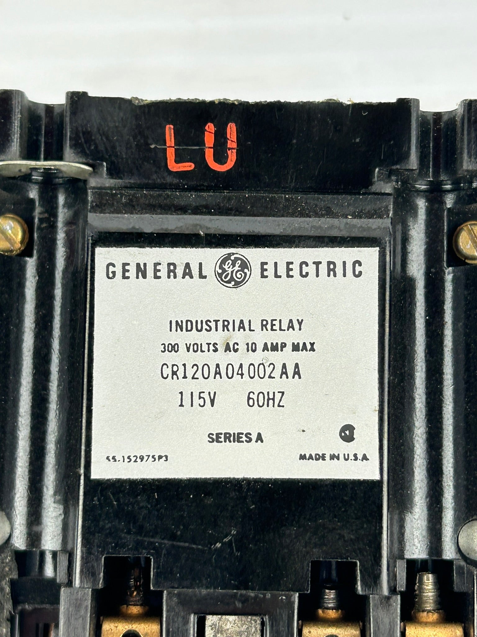 General Electric CR120A04002AA Industrial Relay Series A 300VAC 10A