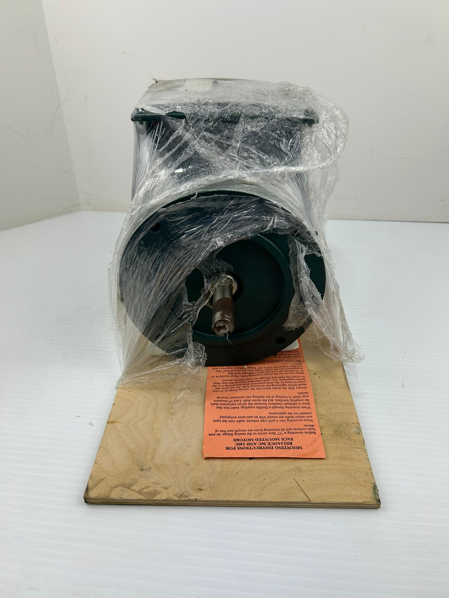 Reliance Electric P56X3891Z DC Motor FB56C Frame Type P 3 PH 1 HP 1725 RPM