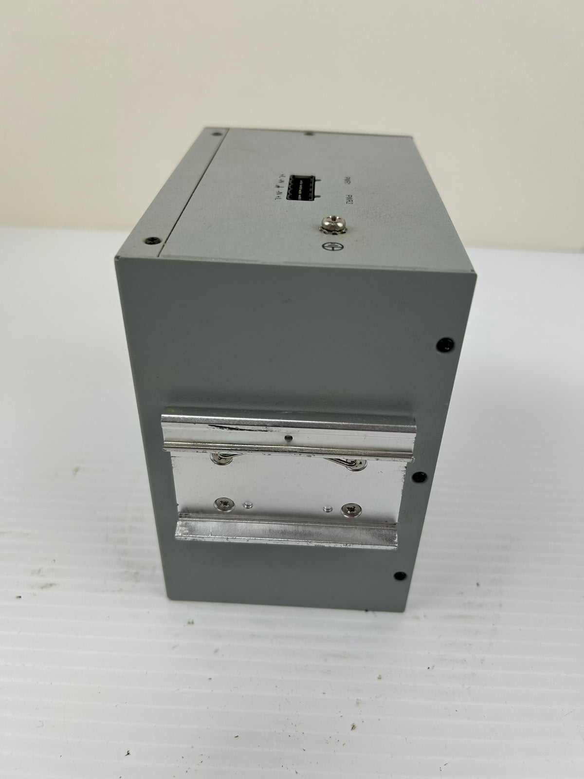 Allen Bradley 1783-US16T Stratix 2000 Unmanaged Ethernet Switch Series A