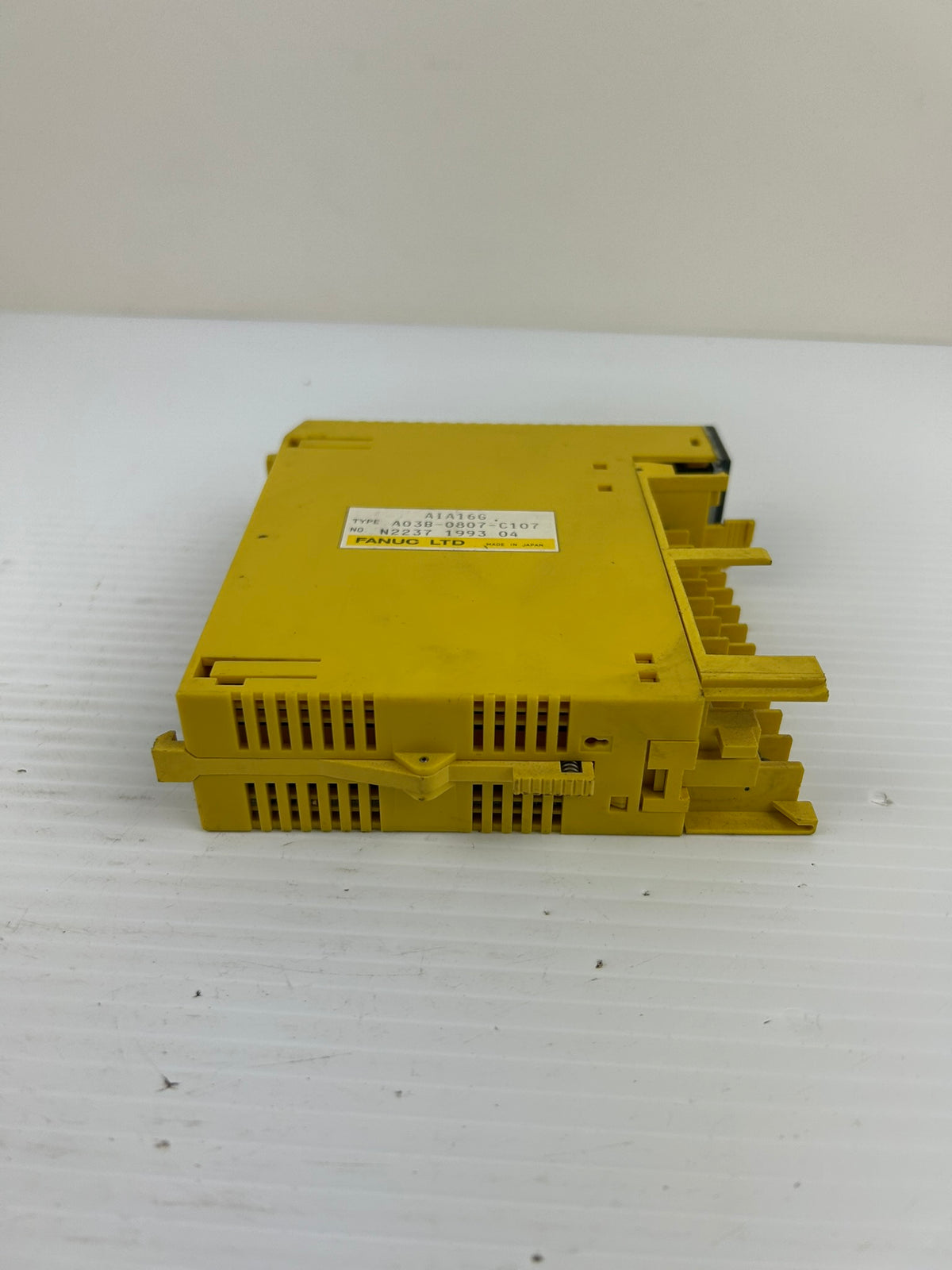 Fanuc A03B-0807-C107 AIA16G 16 Point 115VAC Digital Input Module CNC PLC