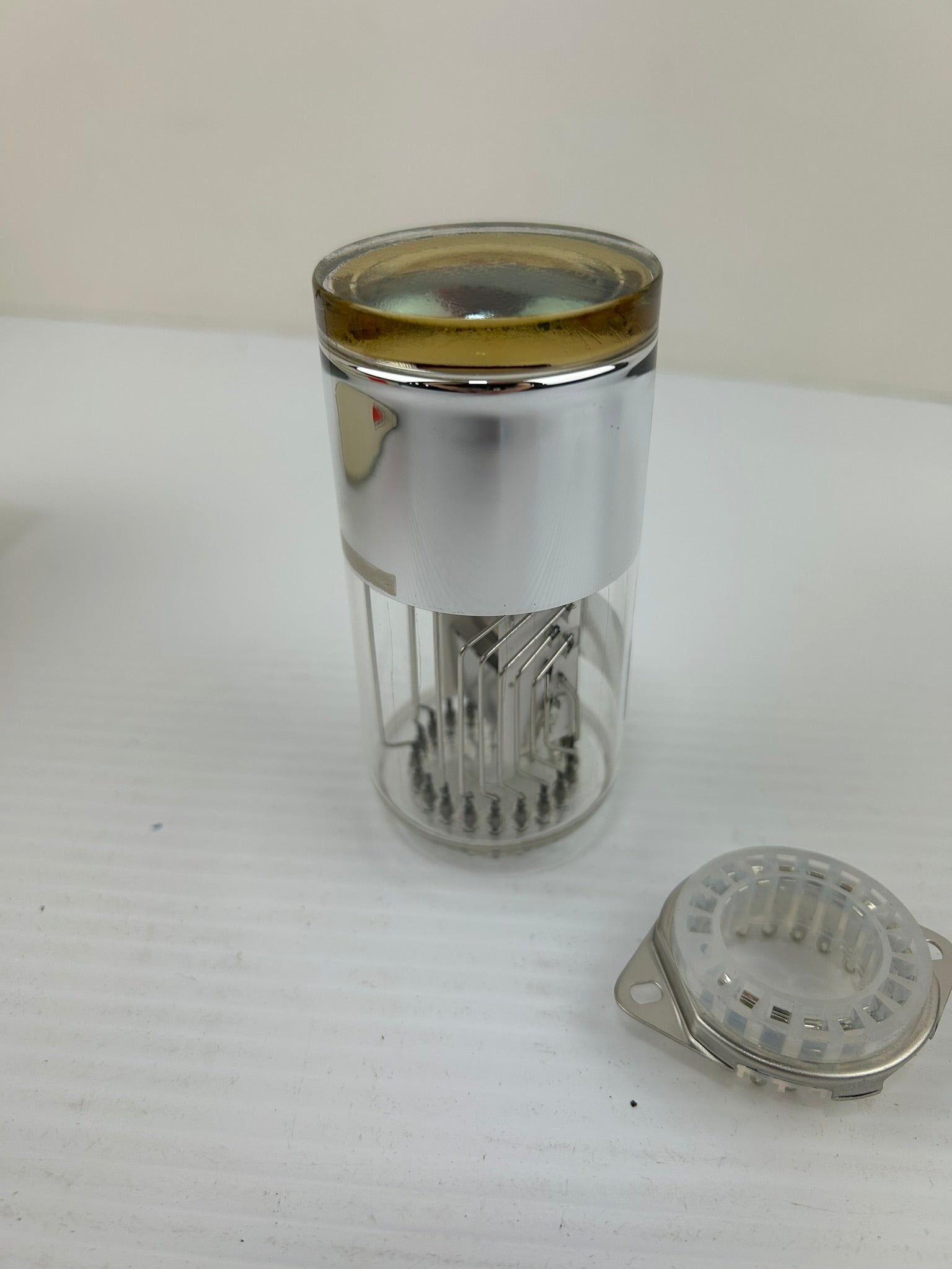 Hamamatsu R3149 Photomultiplier Tube