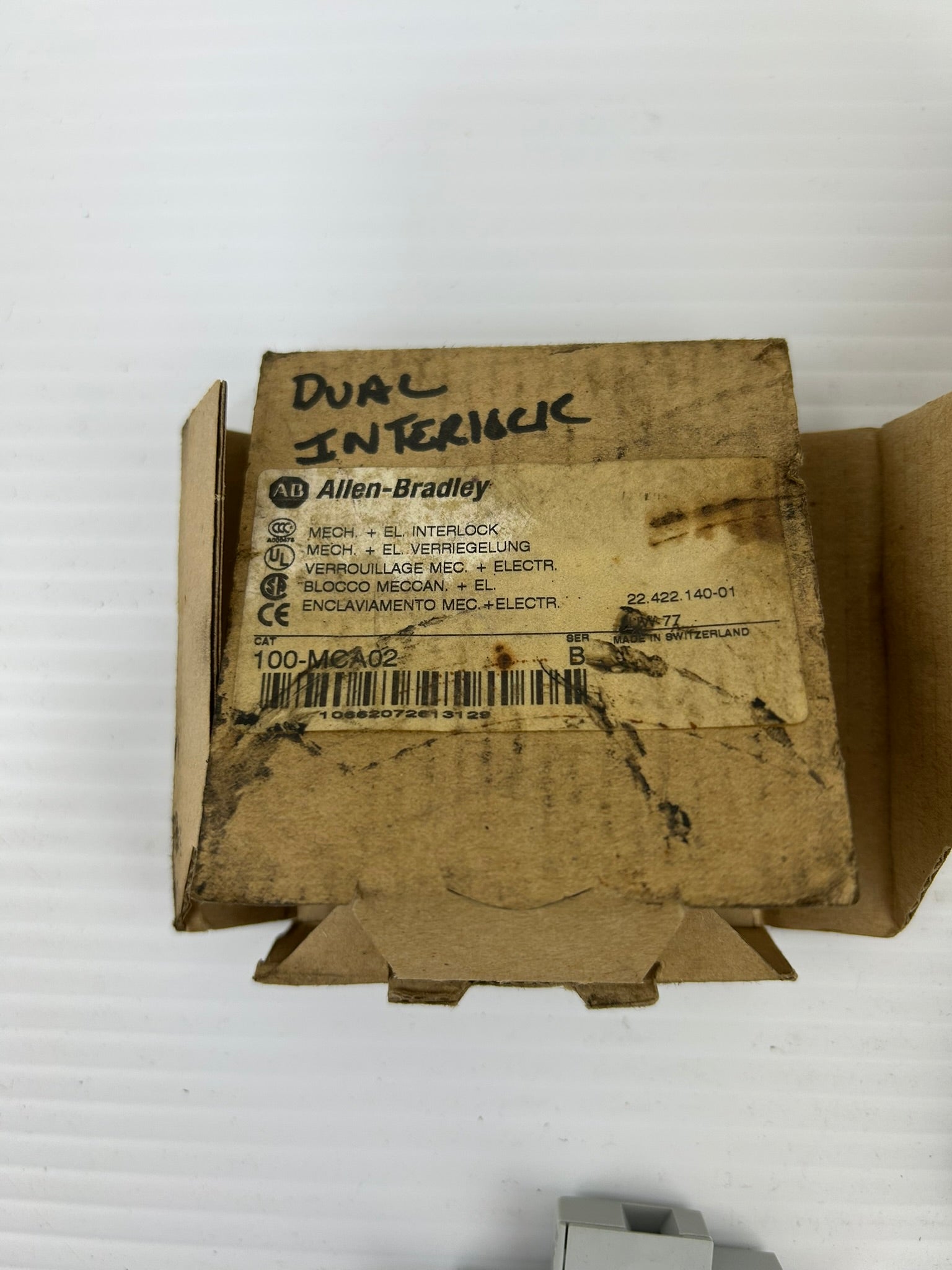 Allen Bradley 100-MCA02 Auxiliary Contact Block Series B - Lot of 2