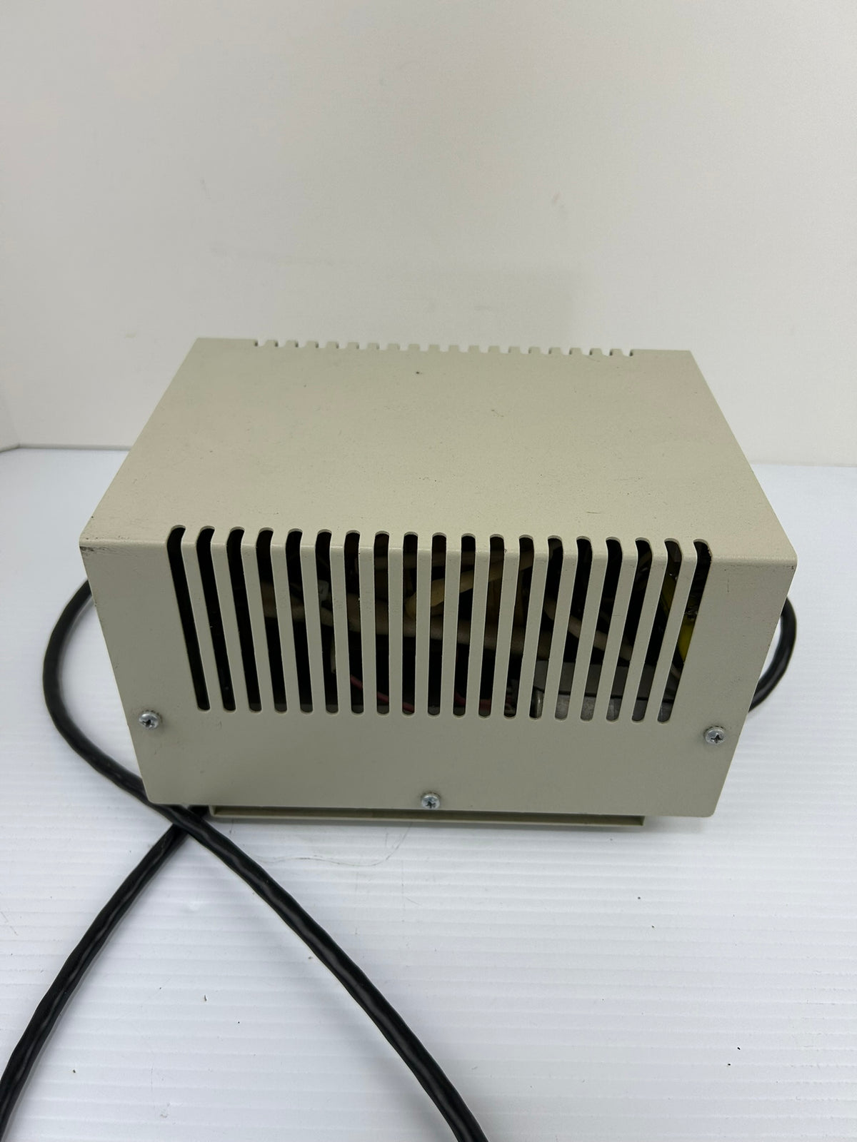 SOLA MCR 150 63-13-115-06 AC Mini Power Regulator 150VA 120V Voltage Conditioner