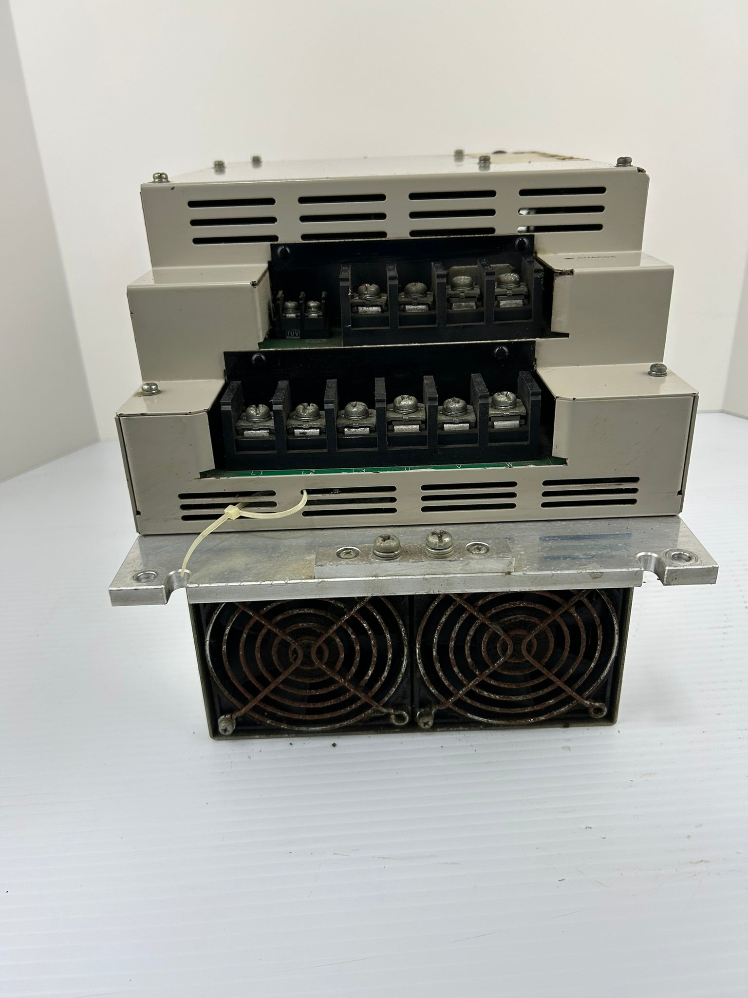 Yaskawa Electric SGDV-280D11A Servopack Drive