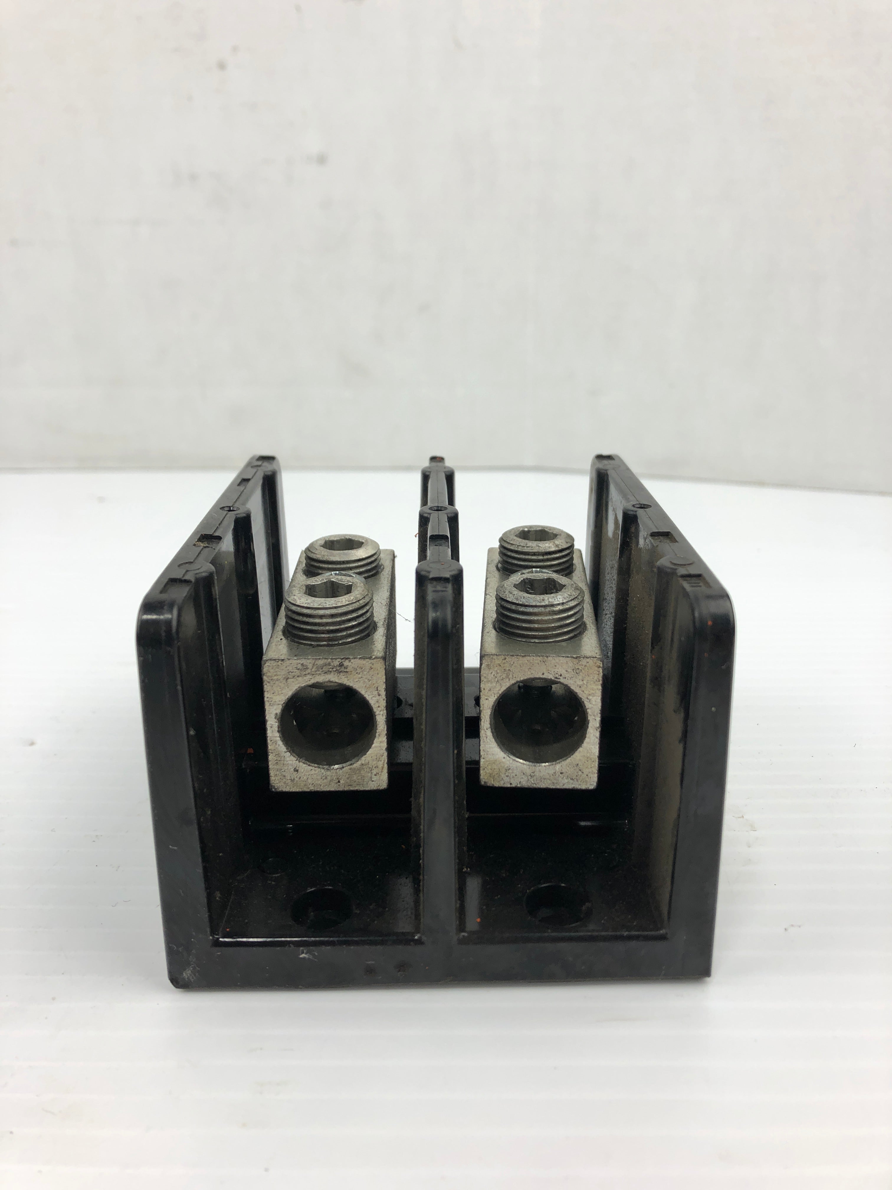 Marathon 1432123 Power Block 600V 255A 2P - Lot of 2
