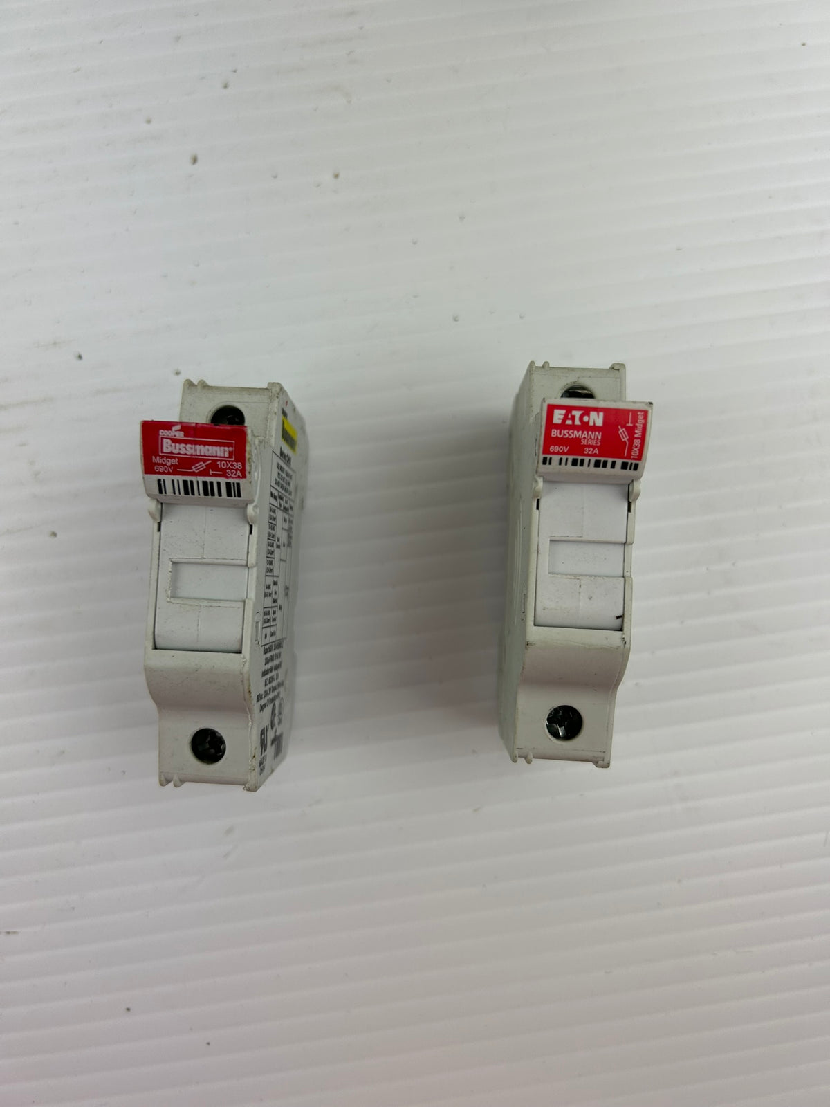 Cooper/Eaton Bussmann 10X38 Midget Fuse Holder CHM 690V 32A - Lot of 13