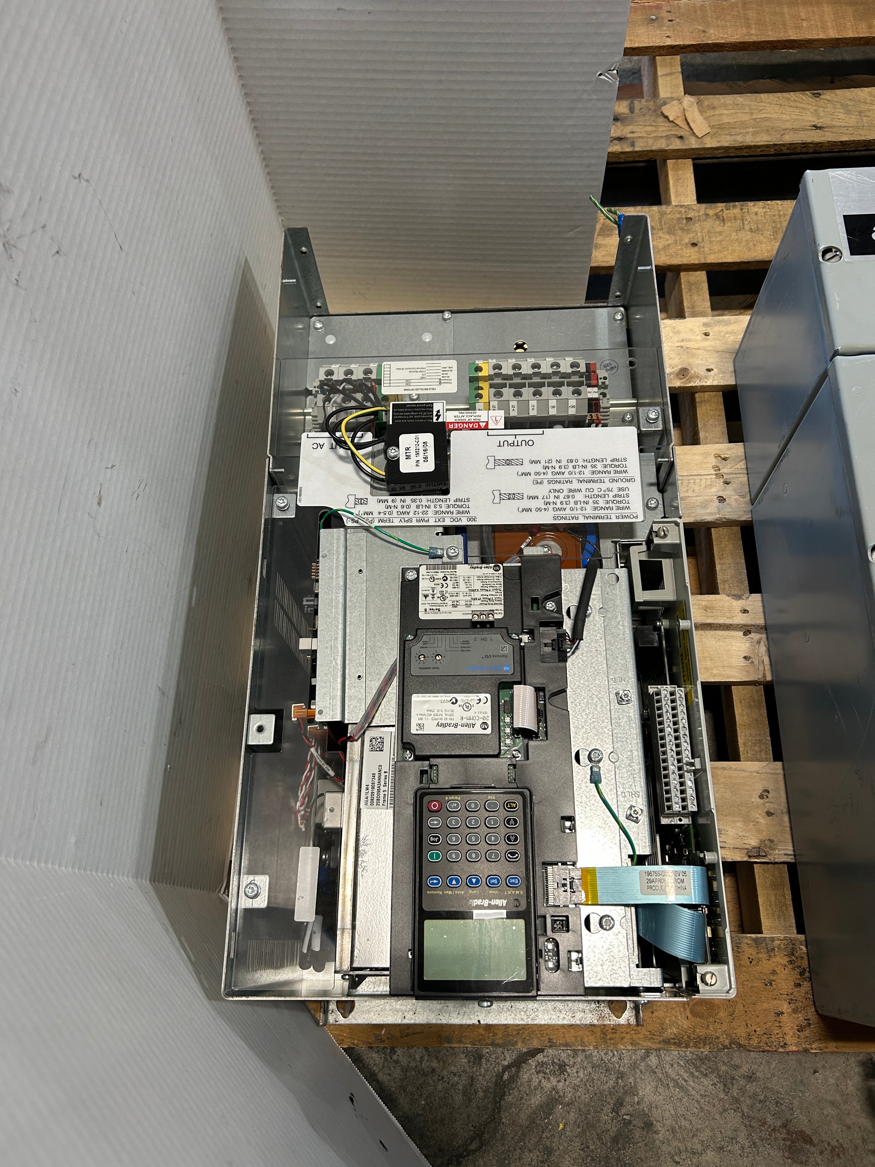 Allen-Bradley 20BD096A3ANNANC0 PowerFlex 700 AC Drive 75HP Series B