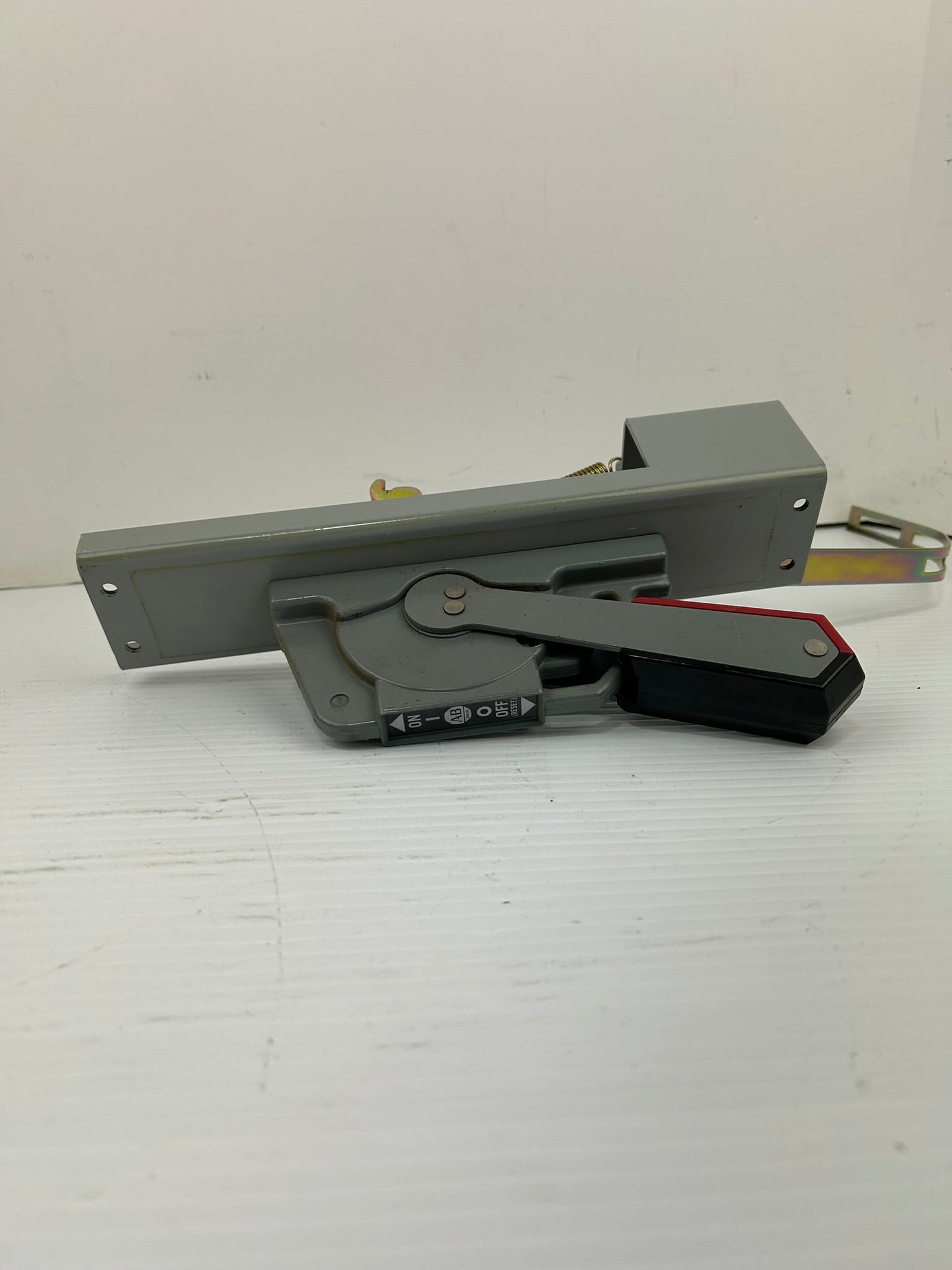 Allen Bradley On/Off Switch Handle for MCC Bucket Electrical Box