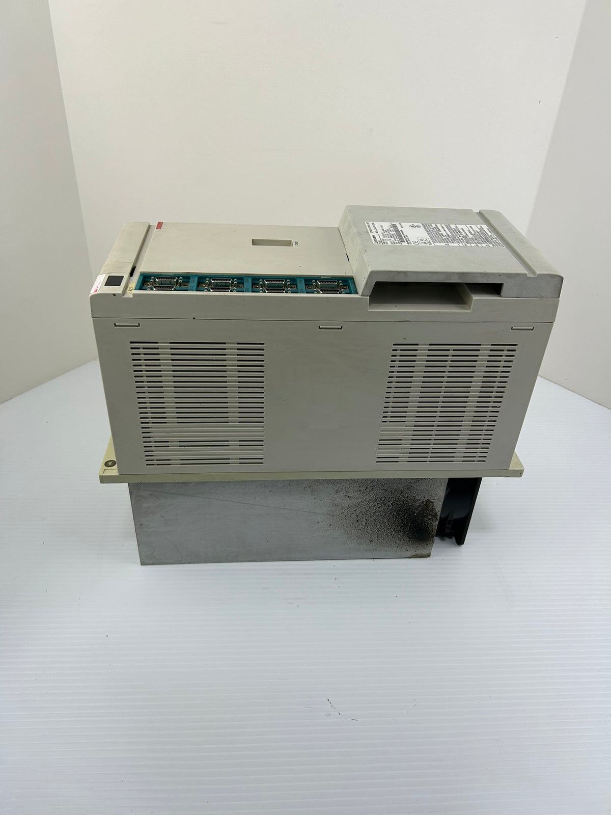 Mitsubishi MDS-CH-SPH-300 Spindle Drive Unit 30kW 340V CNC Servo Drive