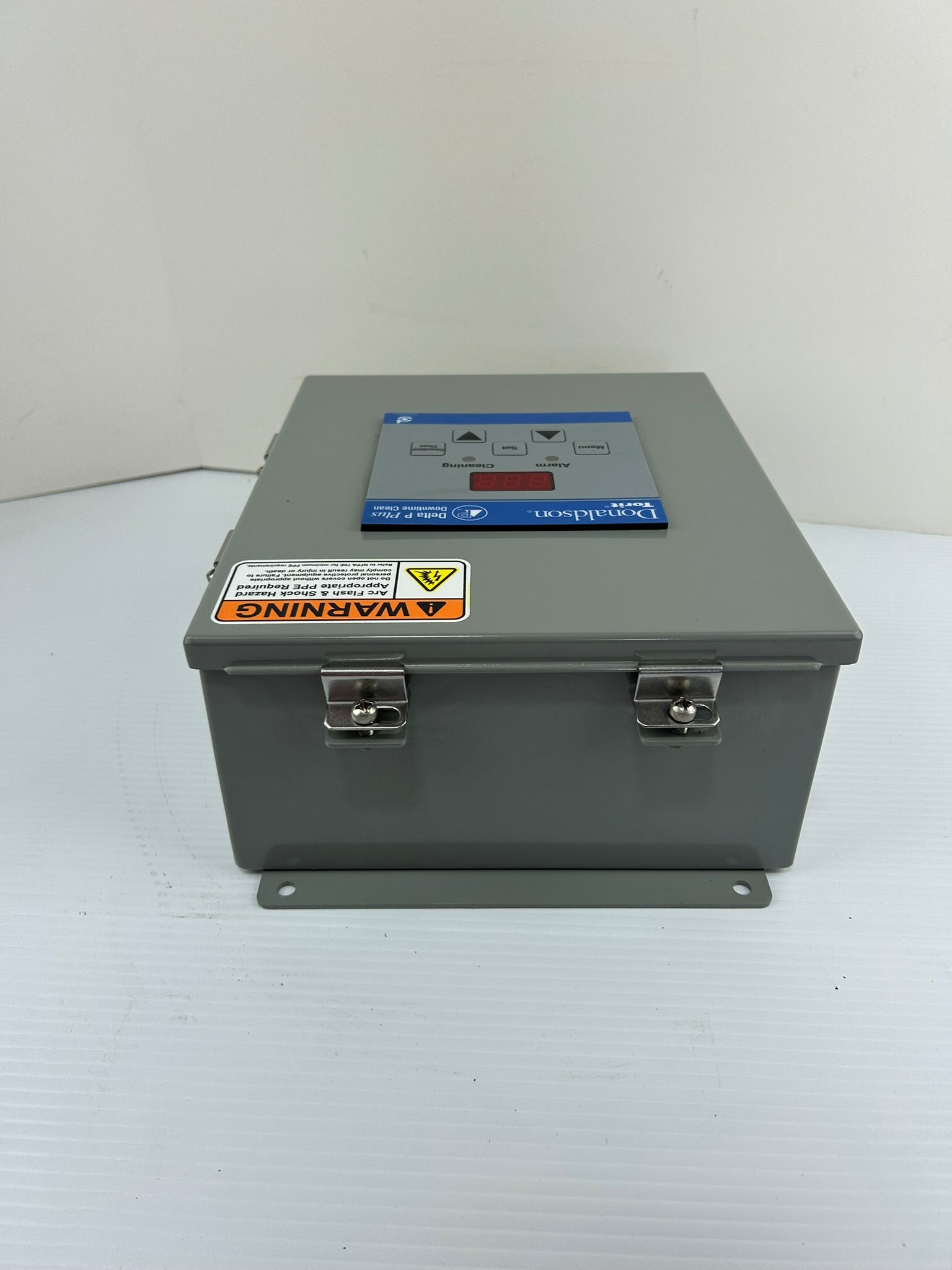 Donaldson Torit Delta P Plus 7053601 Downtime Clean Control Panel Controller