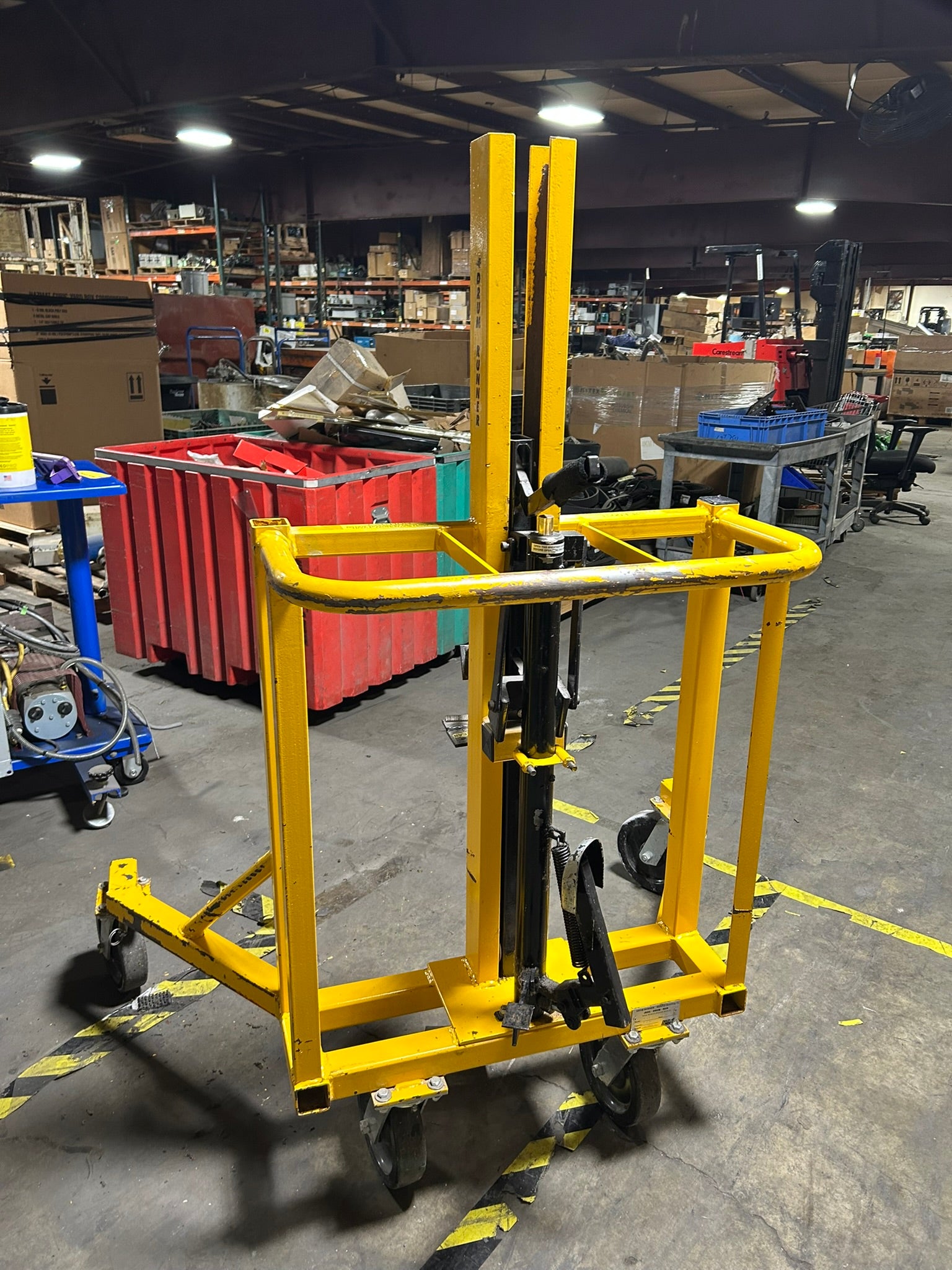 Drum Runner Material Handling Co 4500P Drum Lift Capacity 1500 Lbs.