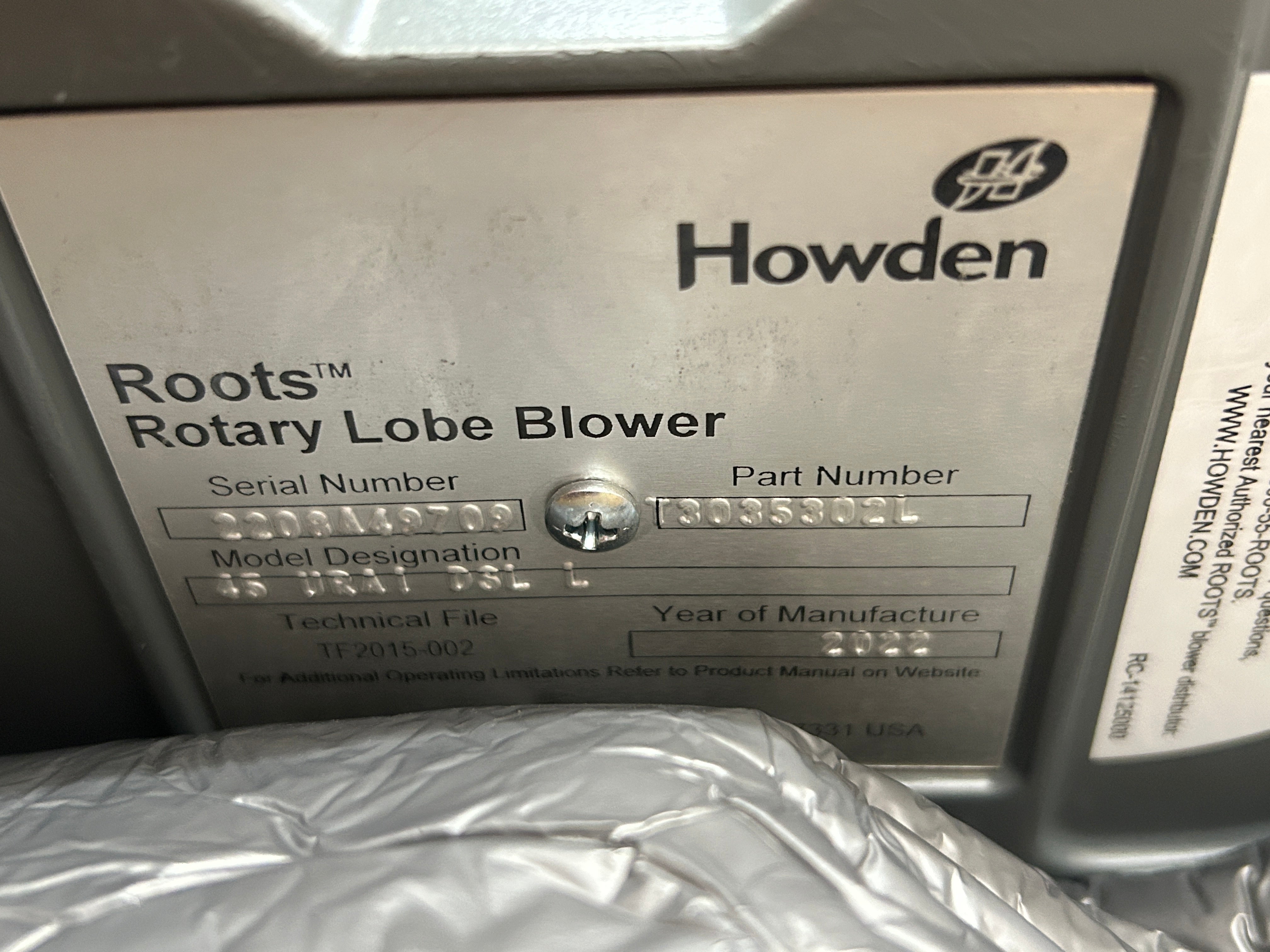 Howden Roots Rotary Lobe Blower 45 URAI DSL L with Novatec Gear Oil 12-0028