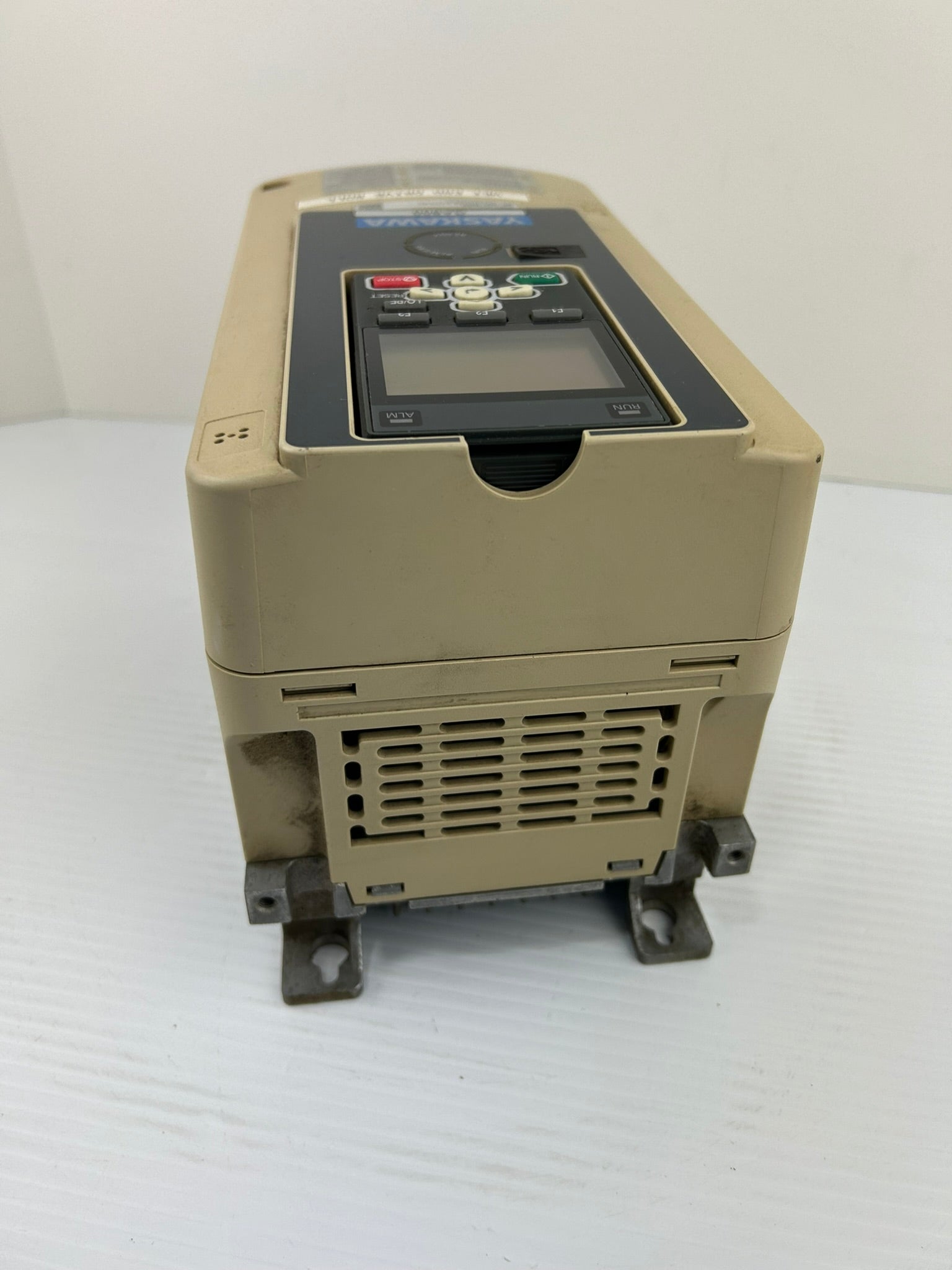 Yaskawa GA80U4005ABM AC Drive GA800 CIPR-GA80U4005ABMA-AAAAAA Rev B 3PH 380-480V