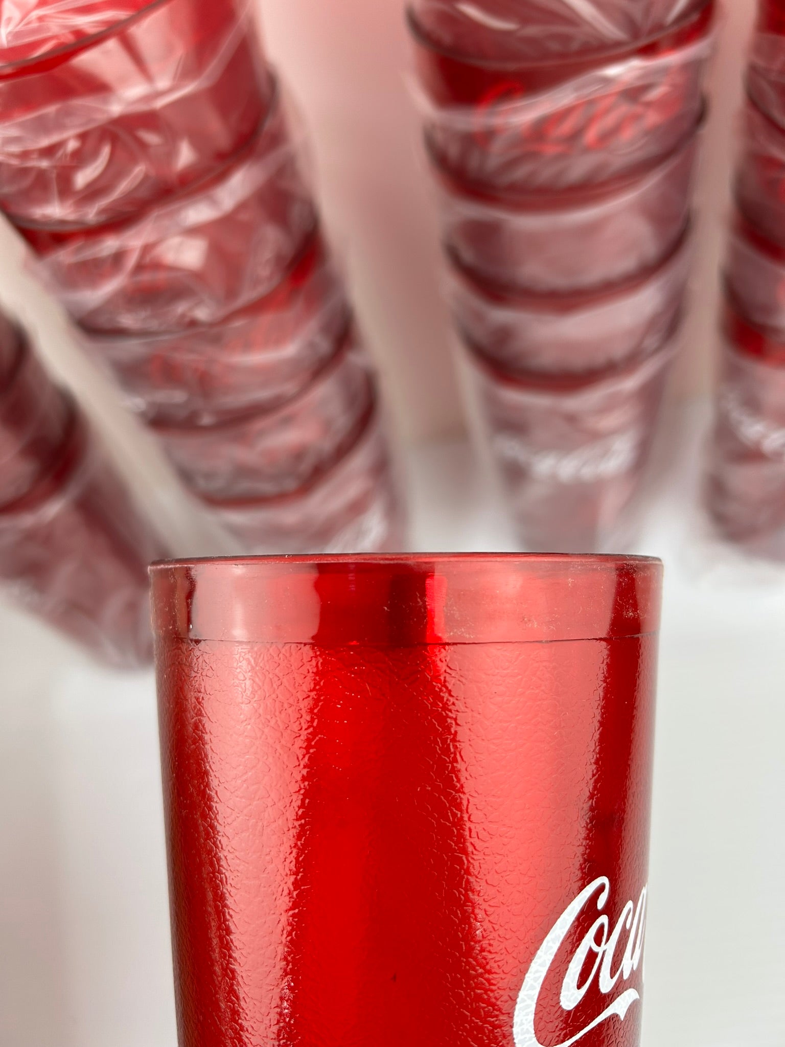 Coca-Cola 32oz Red Textured Cups Restaurant Tumbler GET 6632-1-RC - Box of 24