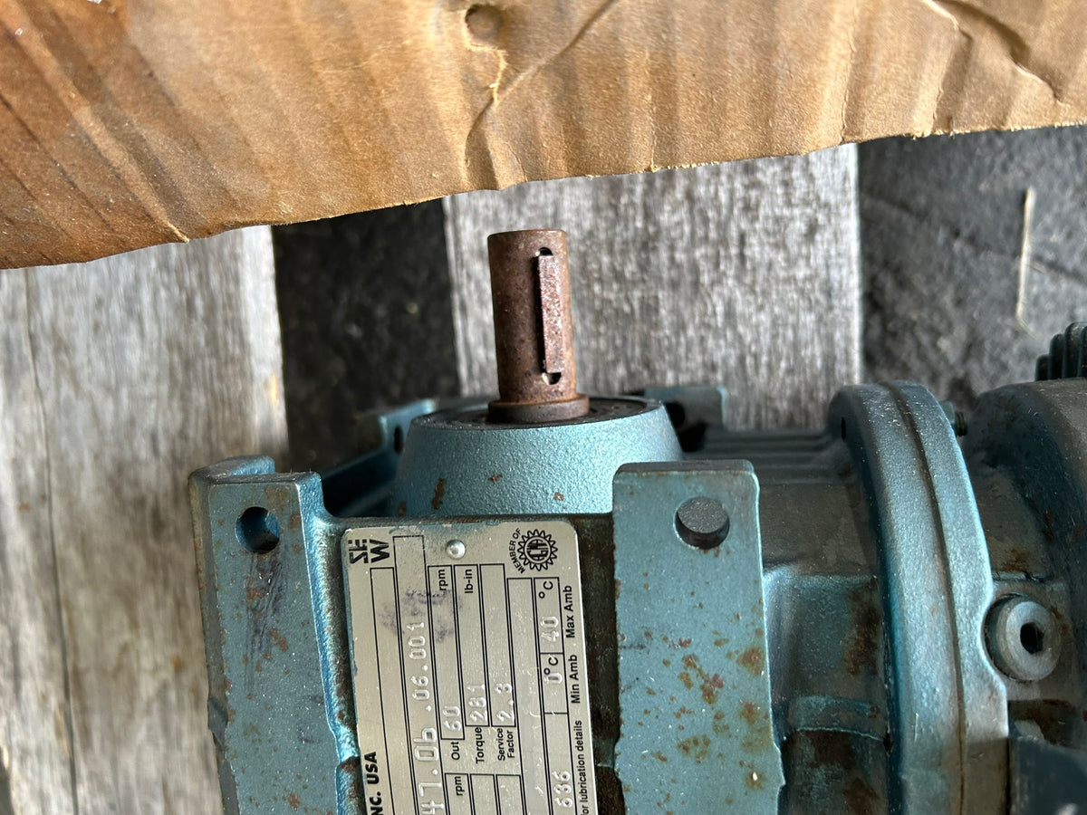 SEW Eurodrive S37DT71C4 Gearmotor DFT71C4 1/3HP 1720RPM 28.76:1 230/460V