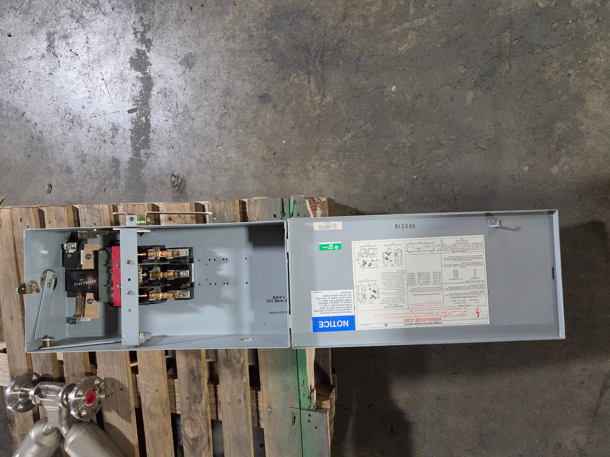 Westinghouse Cutler-Hammer ITAP321 Fusible Busway Switch 30A 3W 3PH 2528D45G01