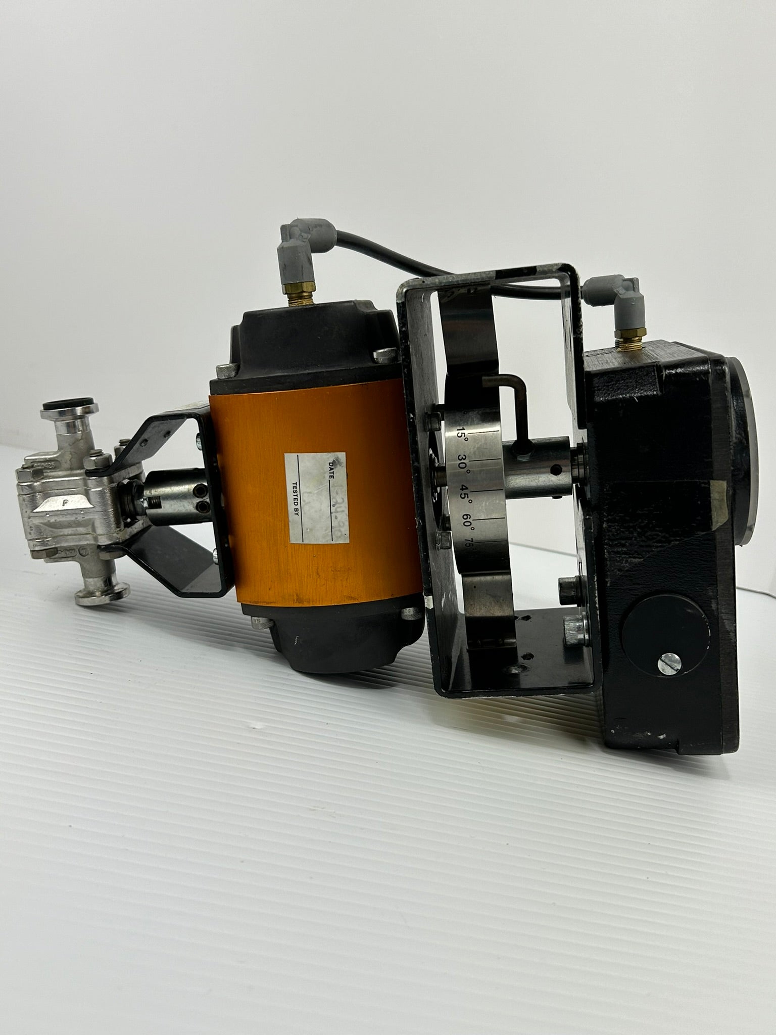 Worcester Controls 1039N R Pneumatic Actuator Series 39 with Positioner PM15