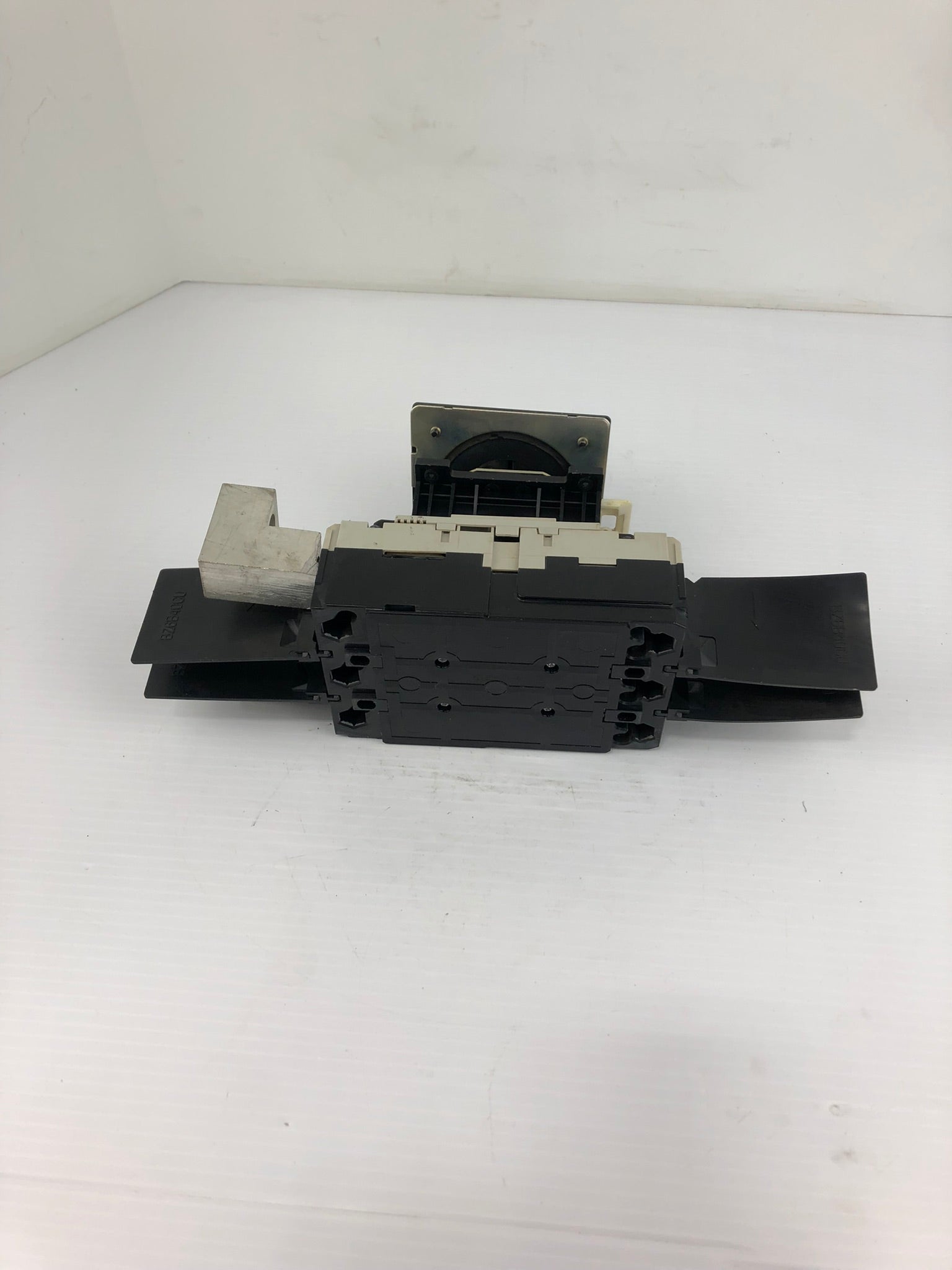 Fuji Electric SA202RCUL 125 Circuit Breaker 125A with Handle 40CE FK8830
