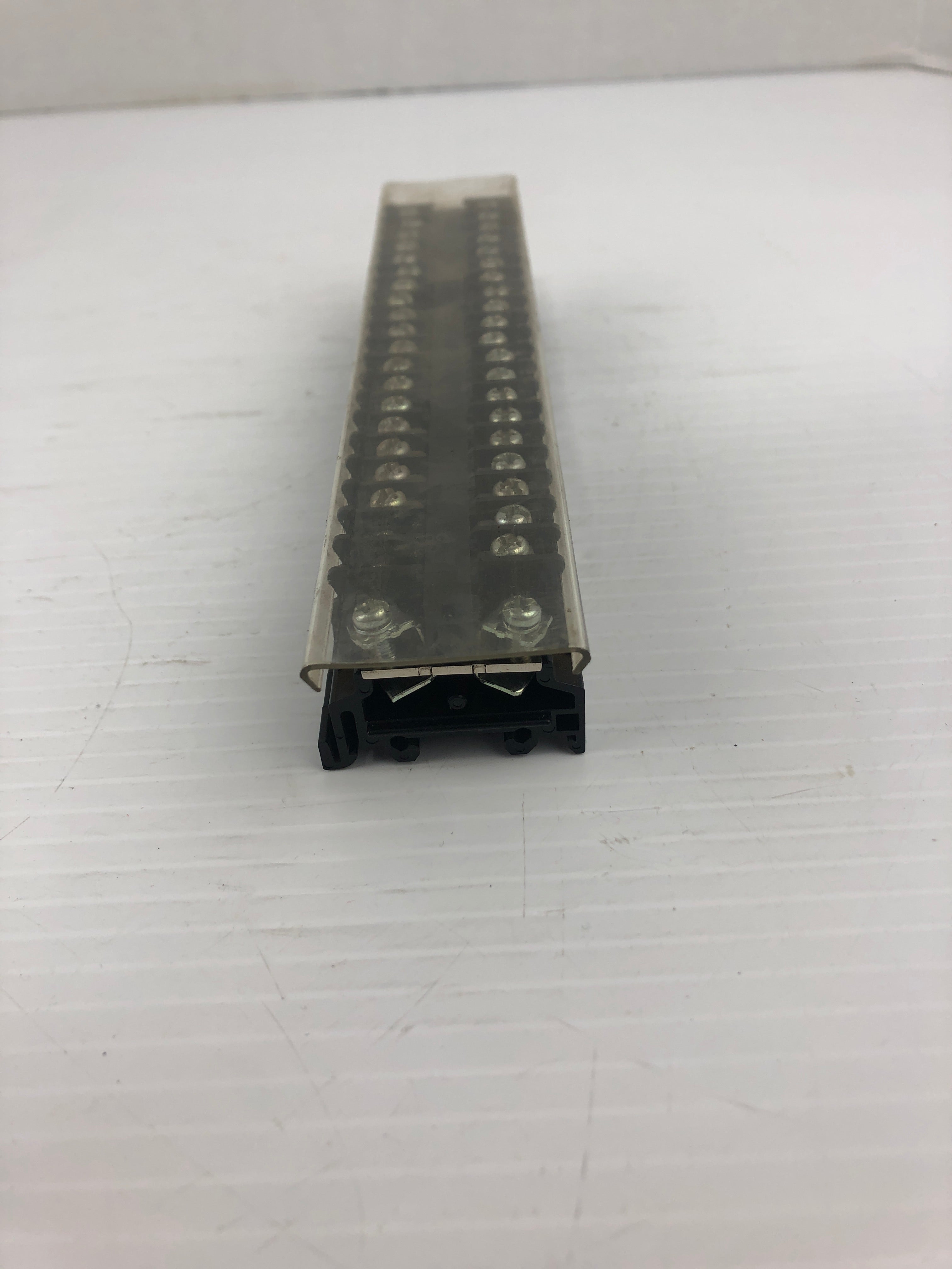 Yoshida Electric UK15 Terminal Block 600V 15A 21P