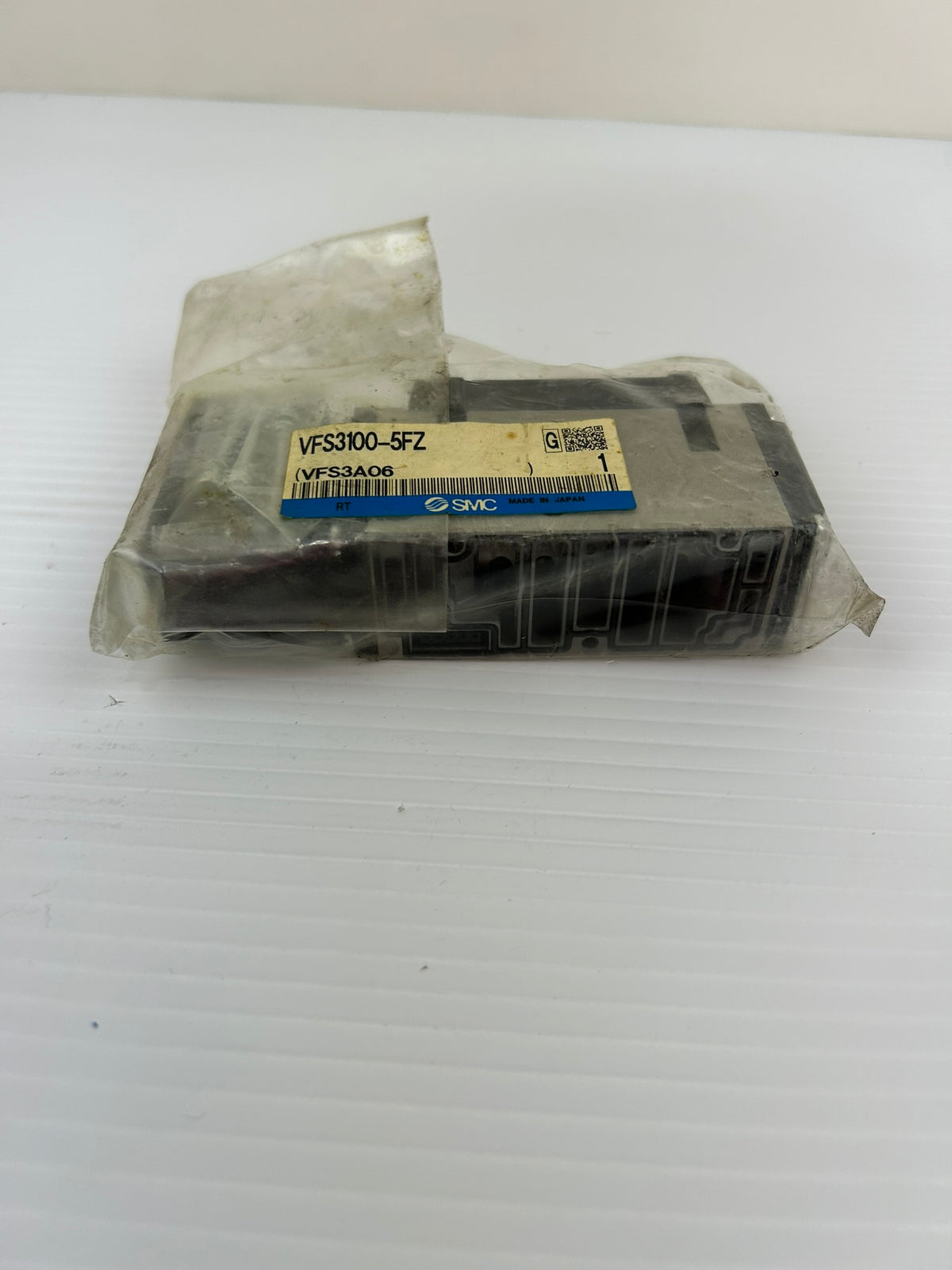 SMC VFS3100-5FZ VFS3000 5-Port Solenoid Valve 24VDC Pneumatic