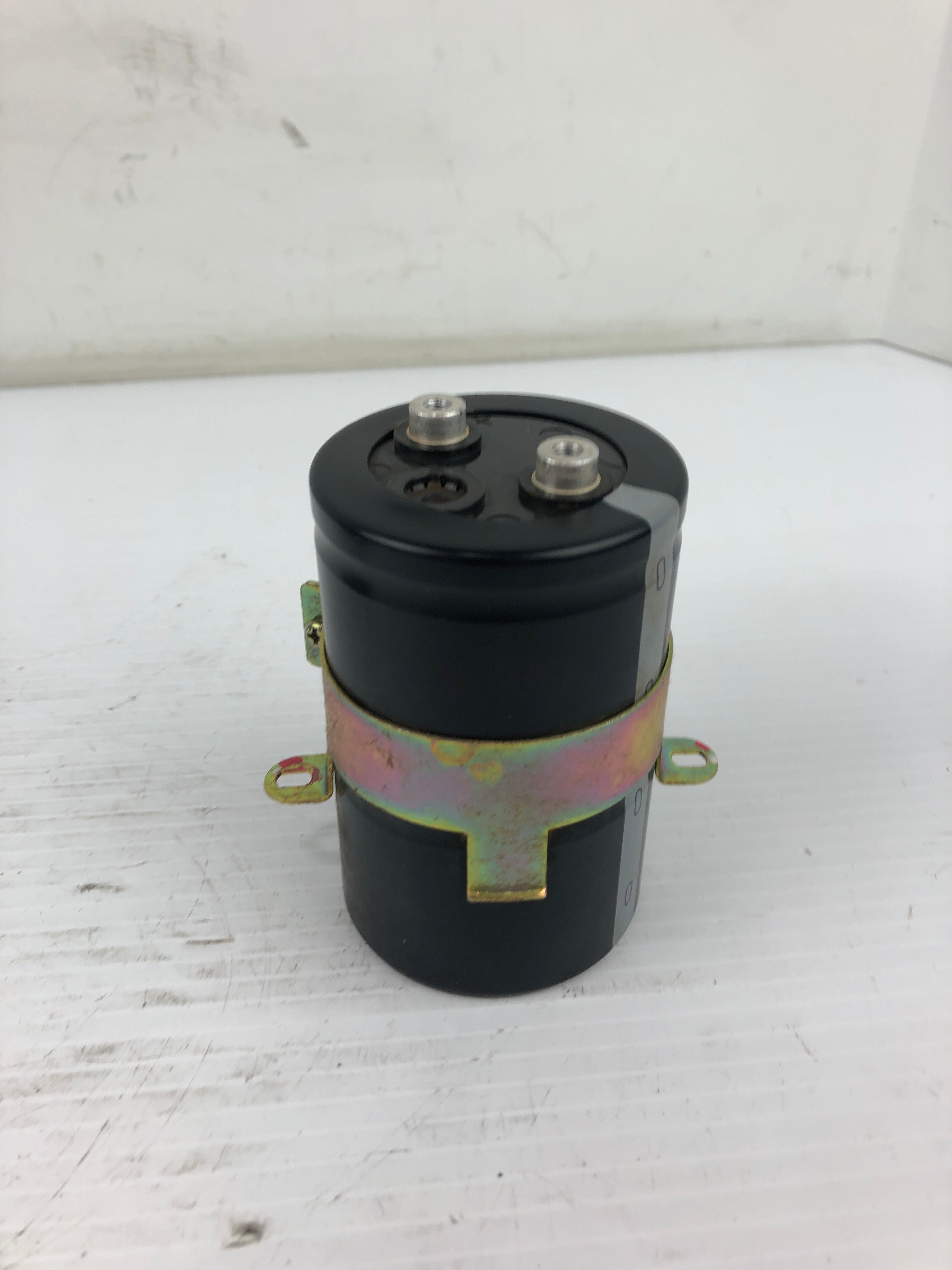 Nichicon 400X3300X5 Capacitor