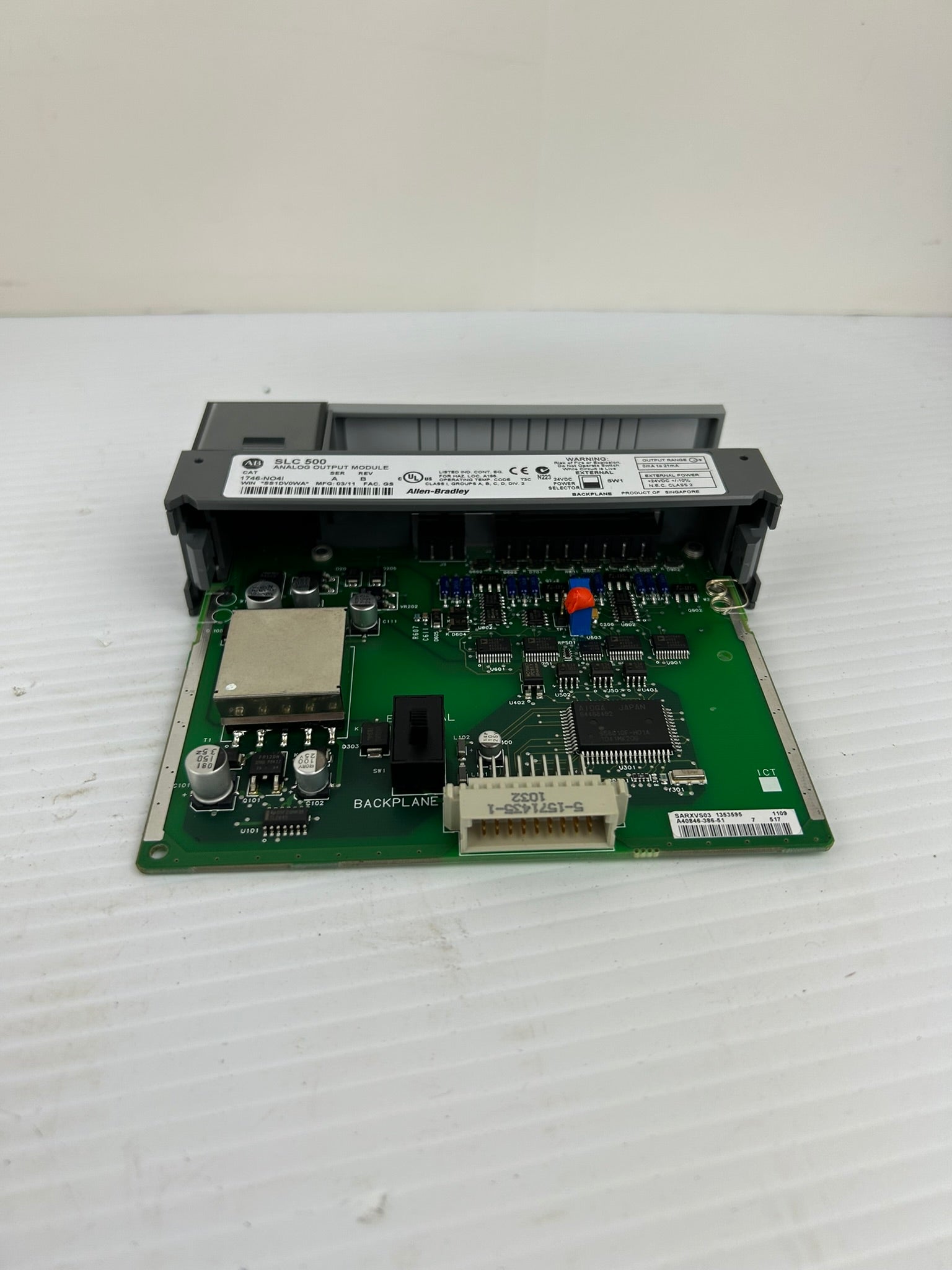 Allen Bradley 1746-NO4I Analog Output Module Series A Rev B SLC500 - US Shipping
