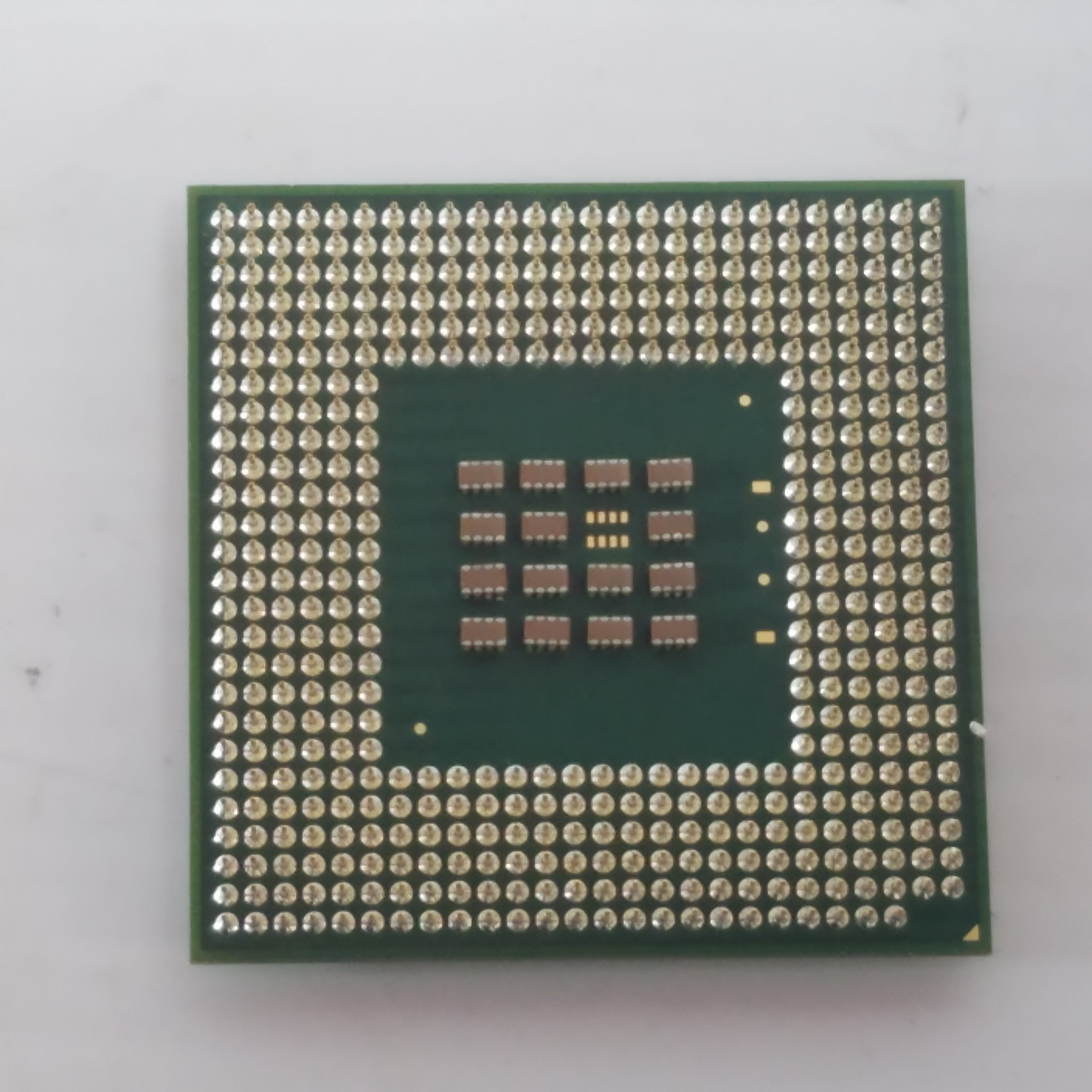 Intel Pentium 4 2 GHz / 512 / 400 /1.5V SL66R Processor