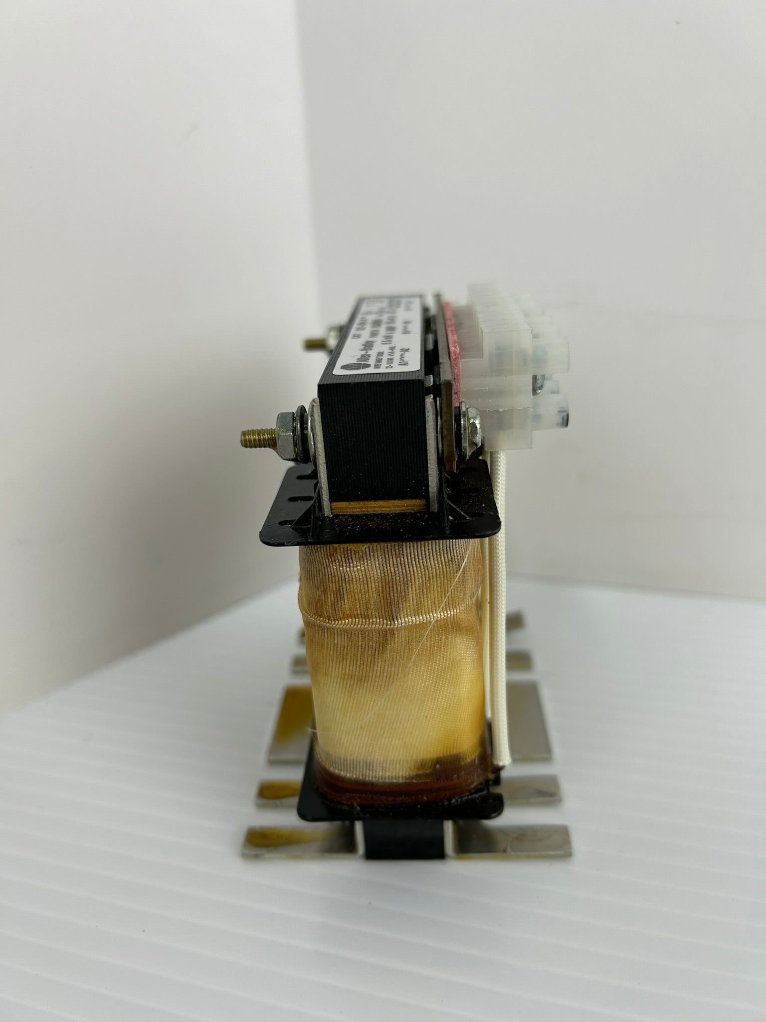 Allen-Bradley 1321-3R4-B Reactor 150135 690V 3PH