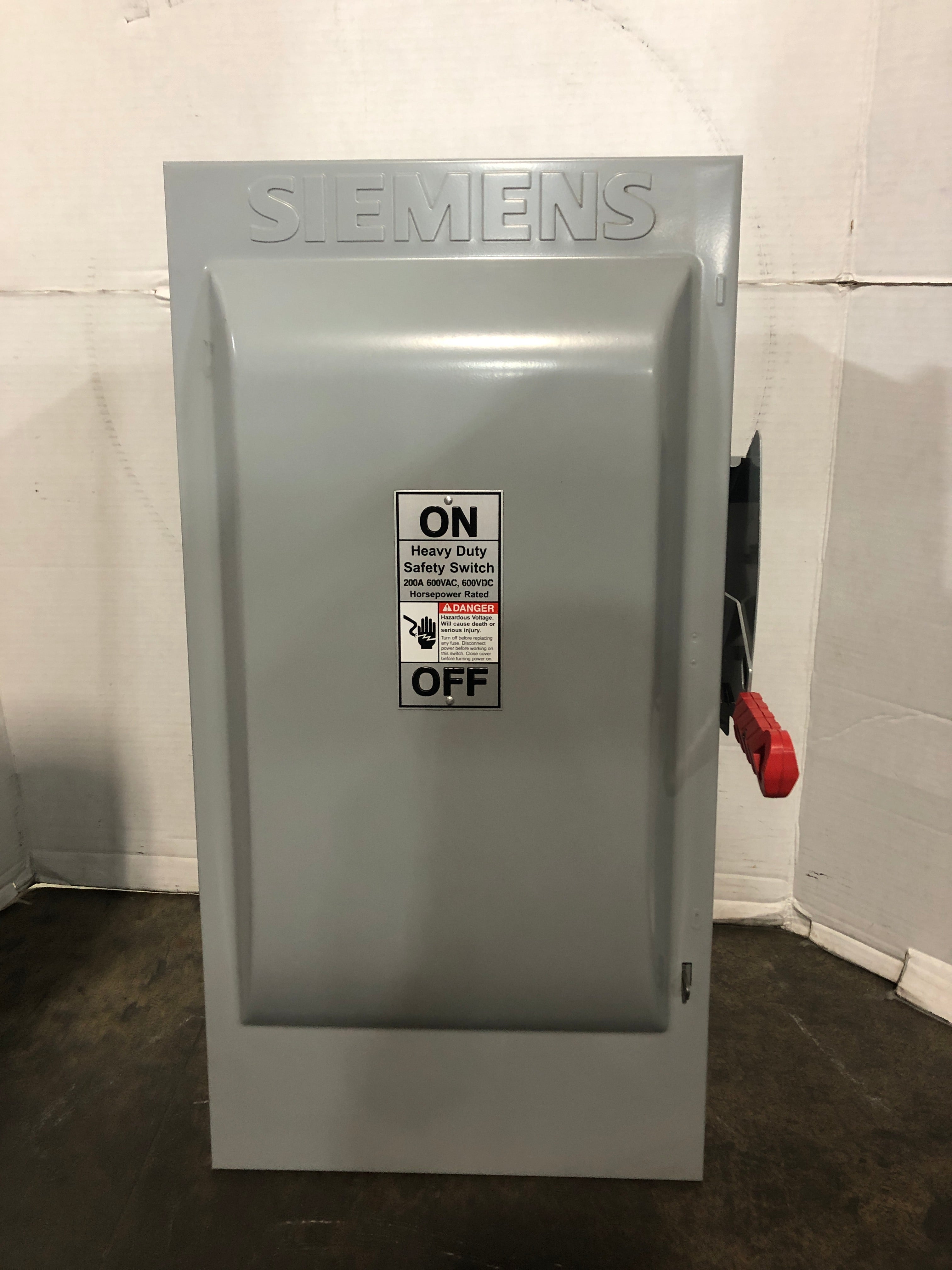 Siemens HF364 Heavy Duty Safety Switch Type 1 600V 200A
