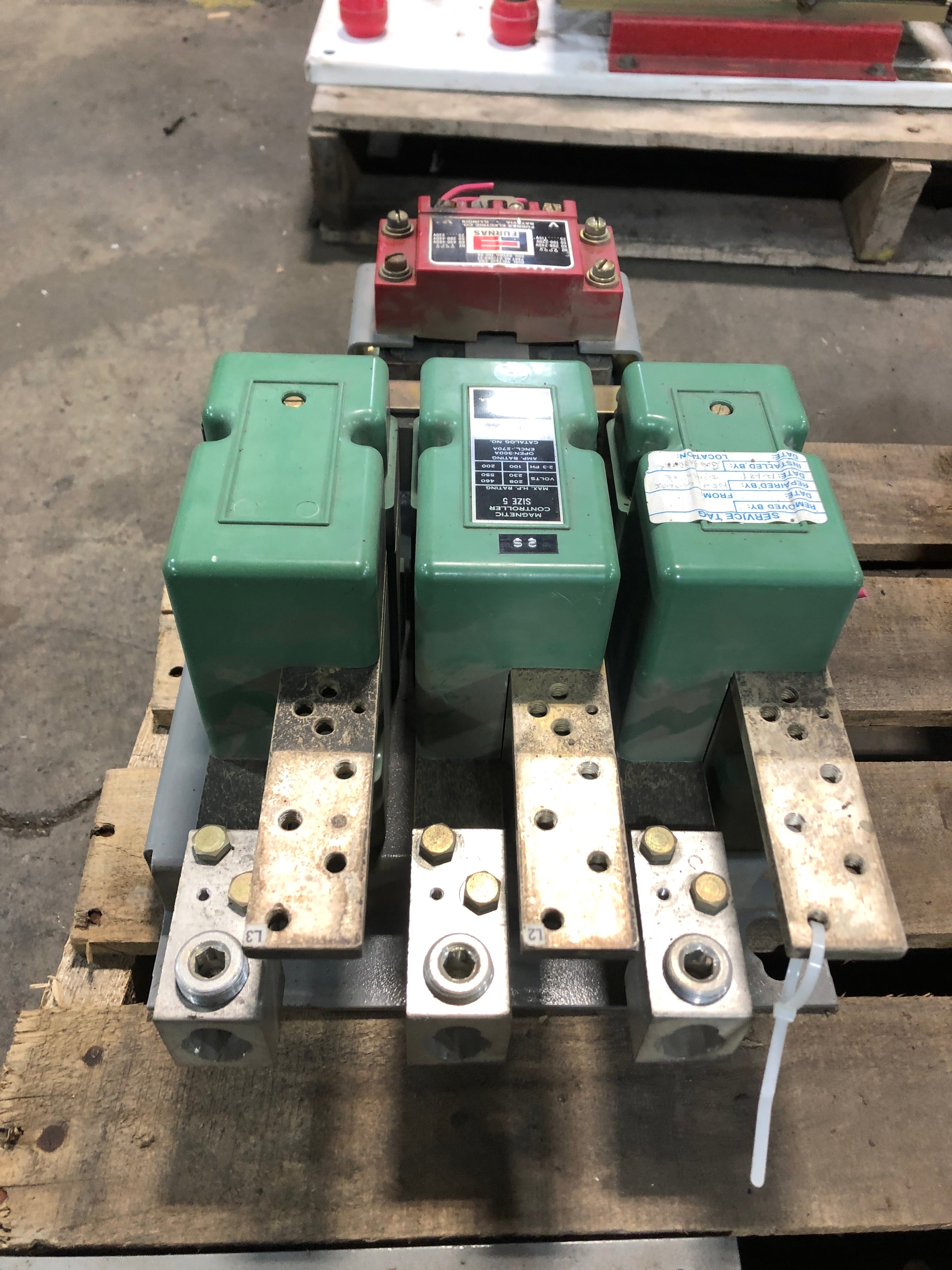 Furnas Electric 40KB32AC Magnetic Controller Size 5