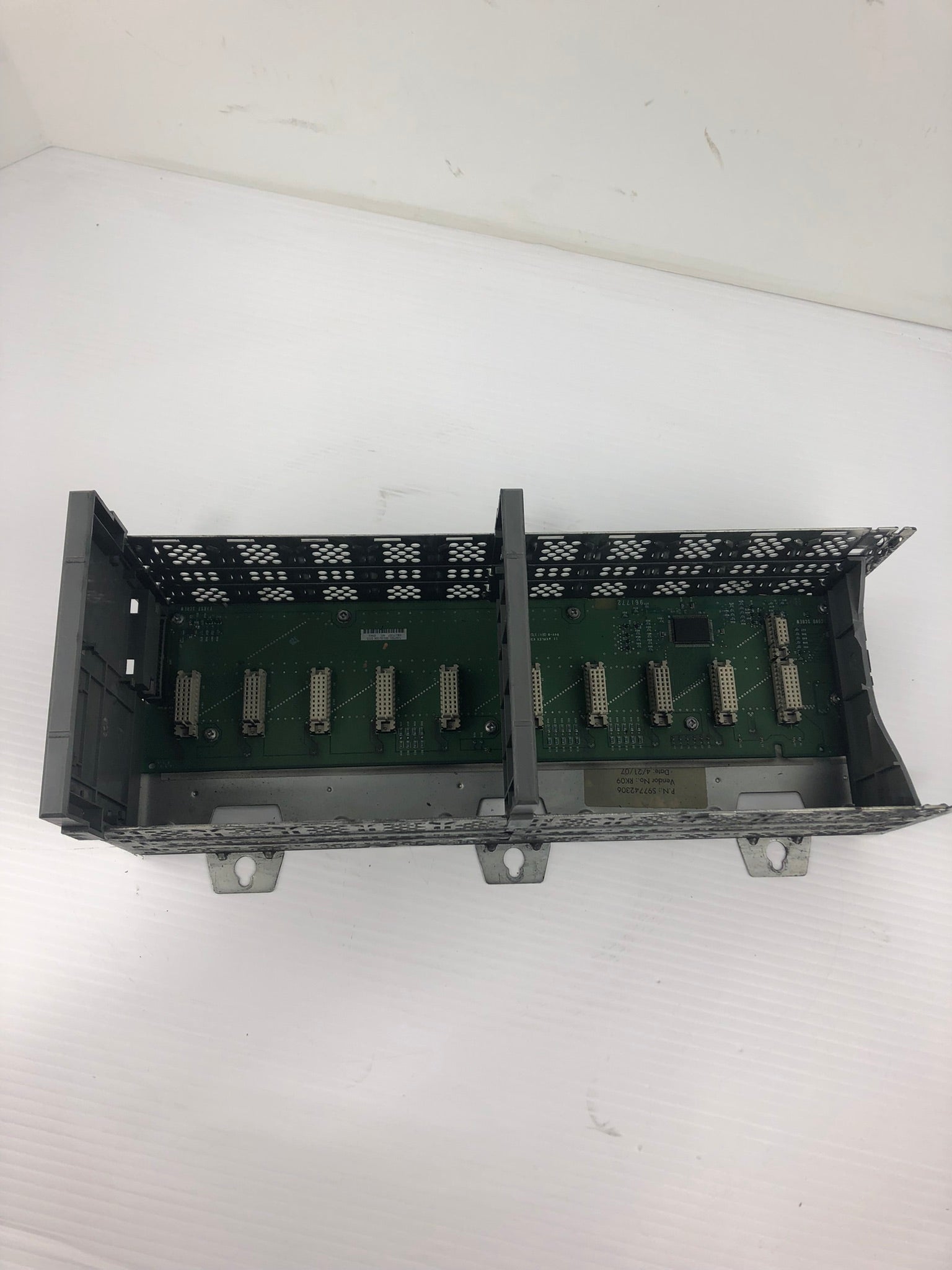 Allen-Bradley 1746-A10 /B SLC 500 10-Slot Rack - No Modules