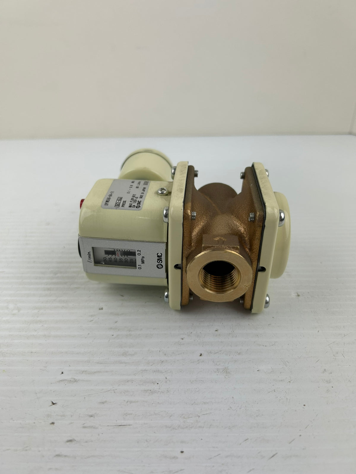 SMC IFW550-04-11 Industrial Flow Switch 60 L/min 5A 125V AC 0.1-0.6 MPa