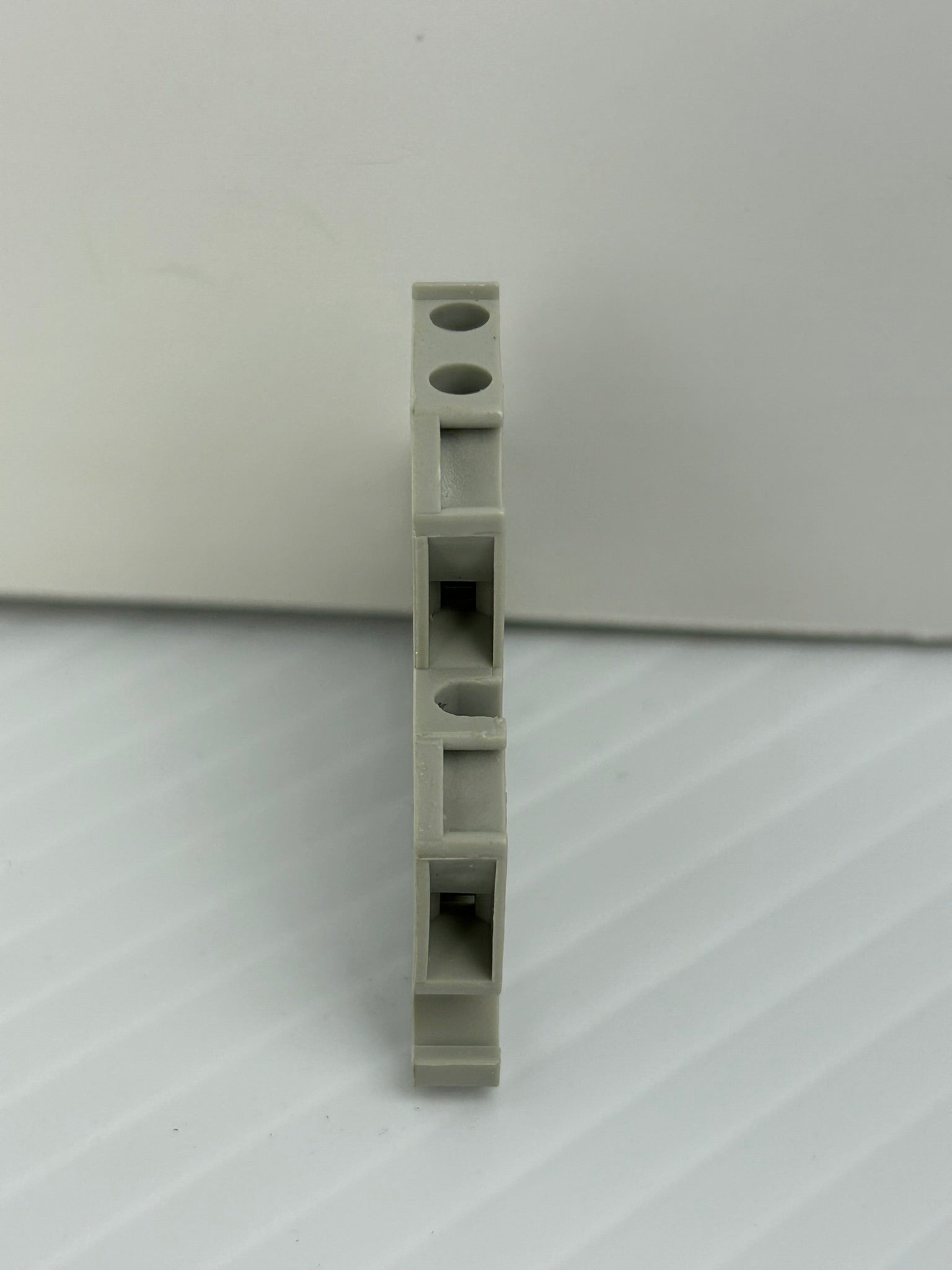 Allen-Bradley 1492-WMD1 Terminal Block - Lot of 28