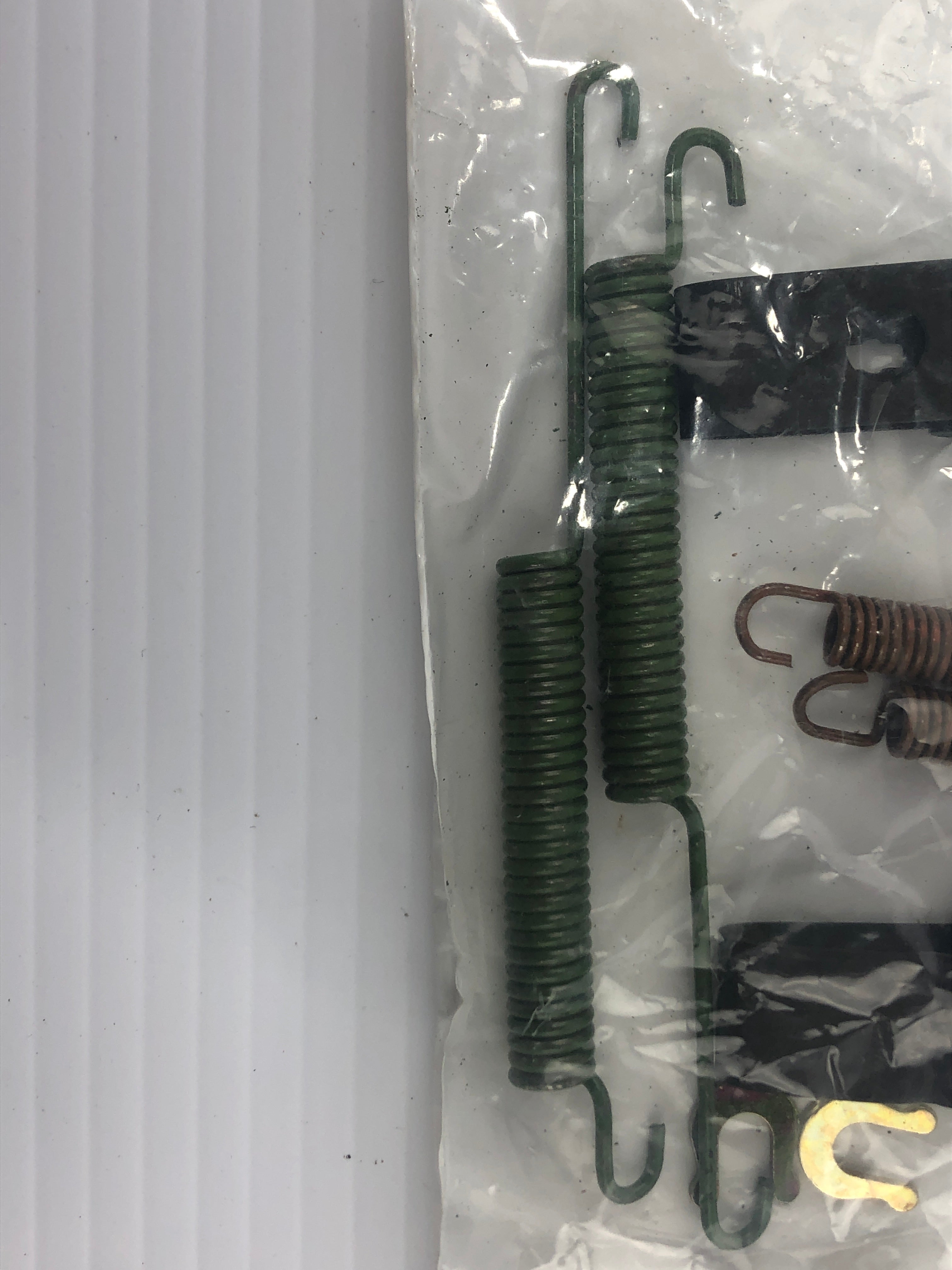 Carlson Drum Brake Hardware Kit Rear 17351