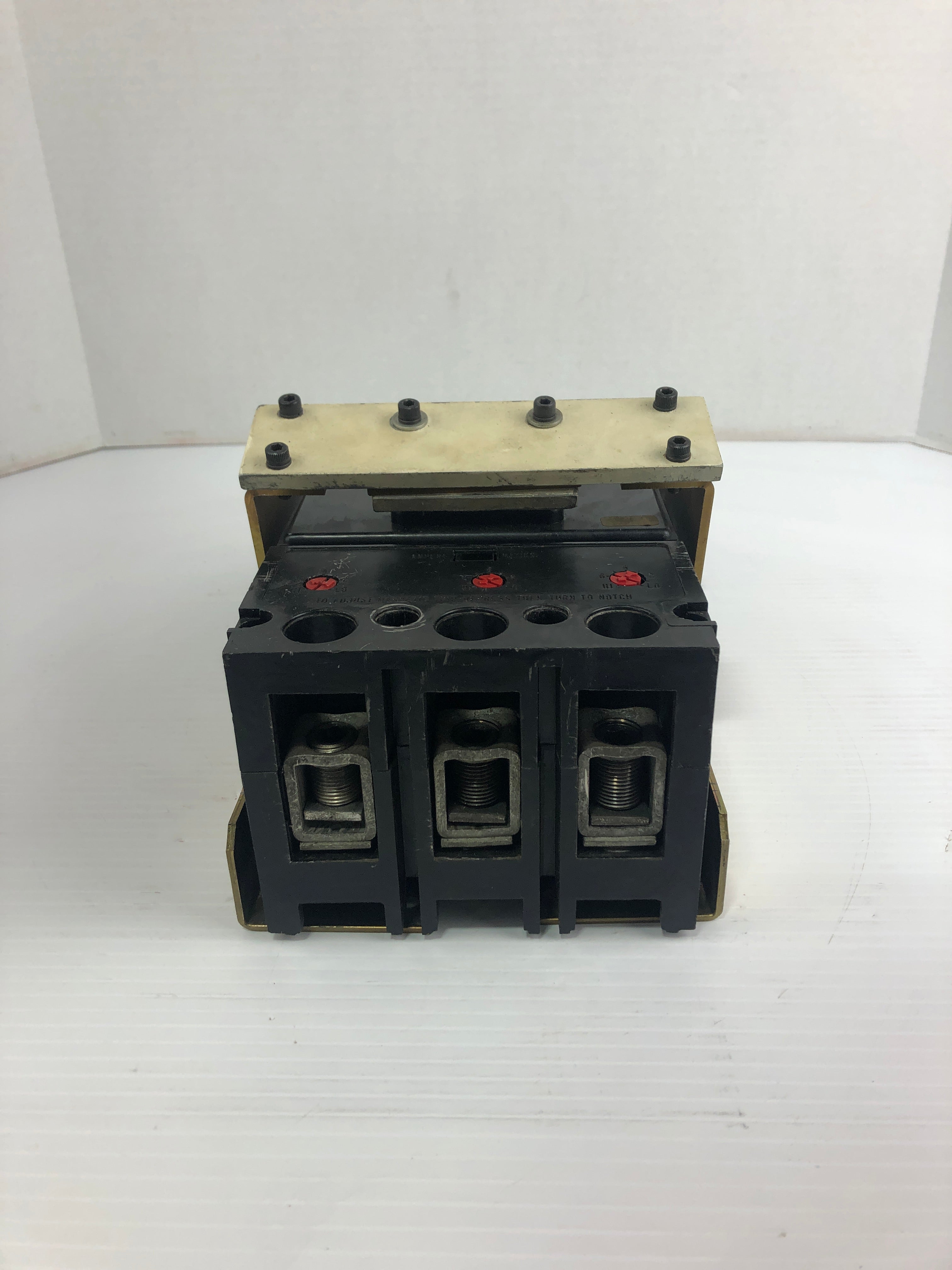 Westinghouse JA3225S Circuit Breaker 657D791G 225A 3 Pole 600VAC