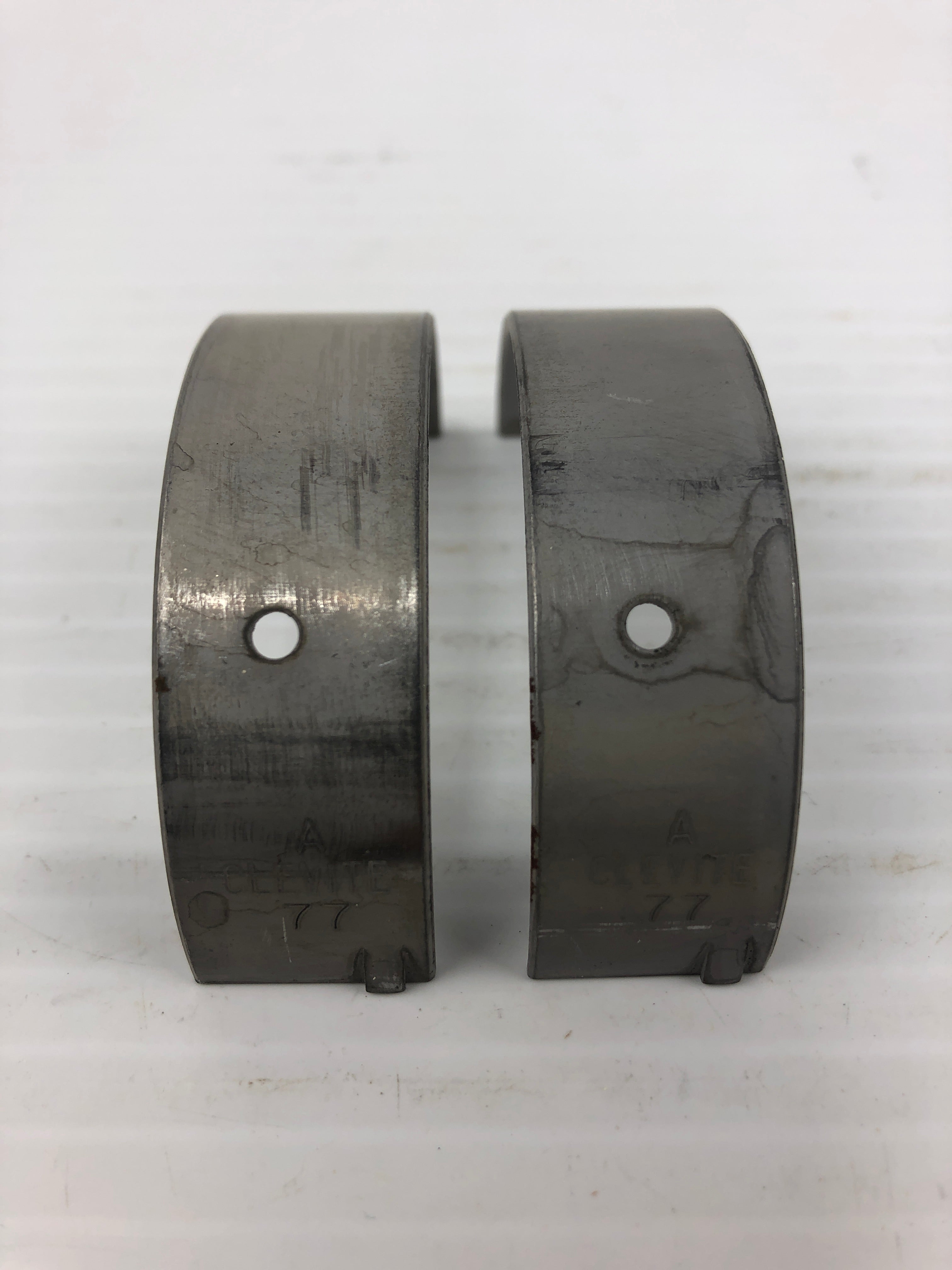 Clevite CB831P10 Engine Connecting Rod Bearing Pair CB-831 P-10