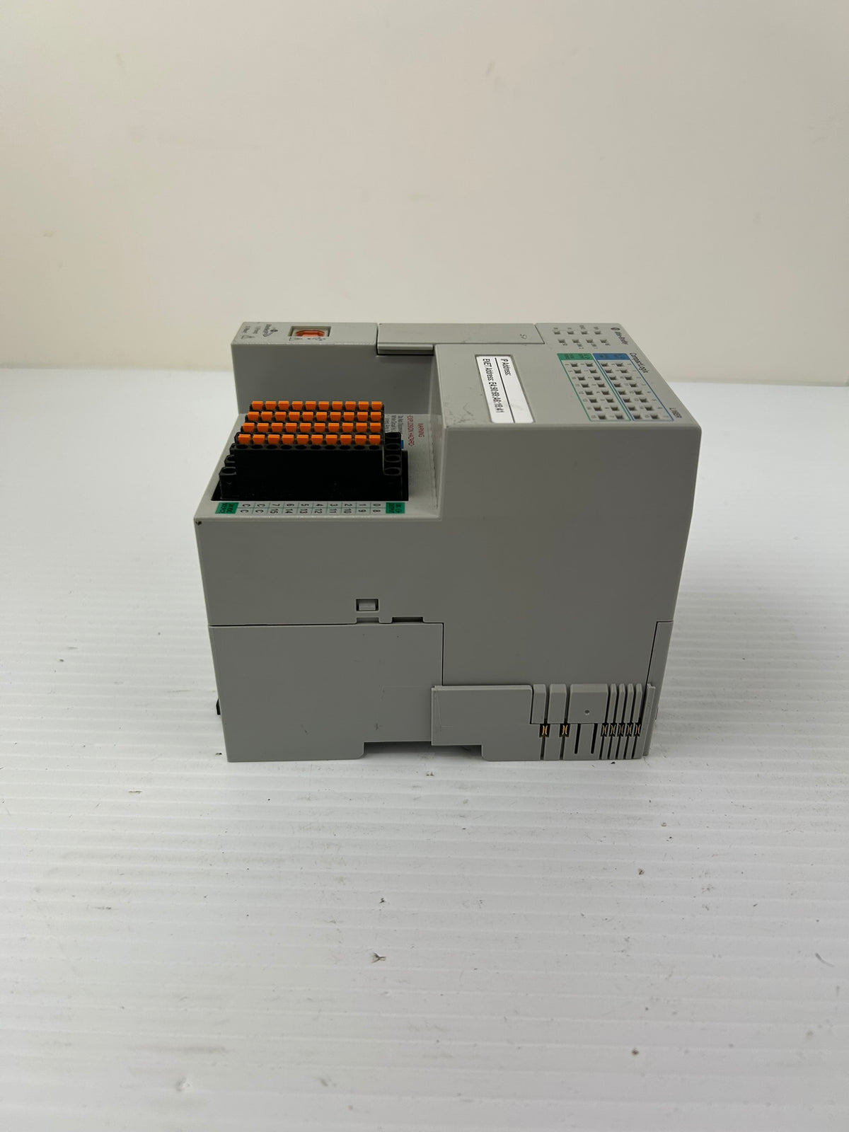 Allen-Bradley CompactLogix 1769-L16ER-BB1B Controller Series B