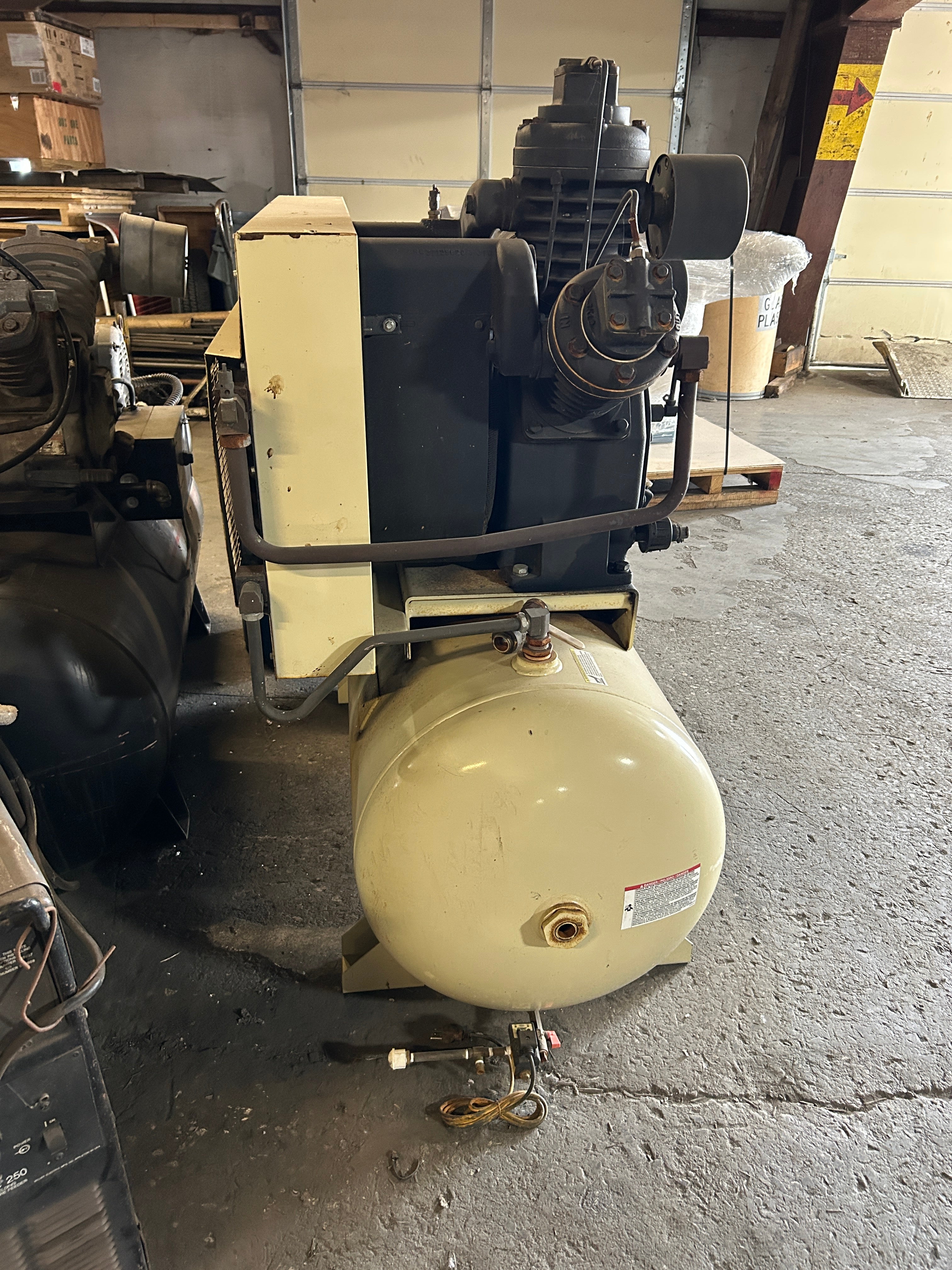 Ingersoll Rand 15T Air Compressor 15TE20 CBV699048 15-20HP 3PH 460V 175PSIG