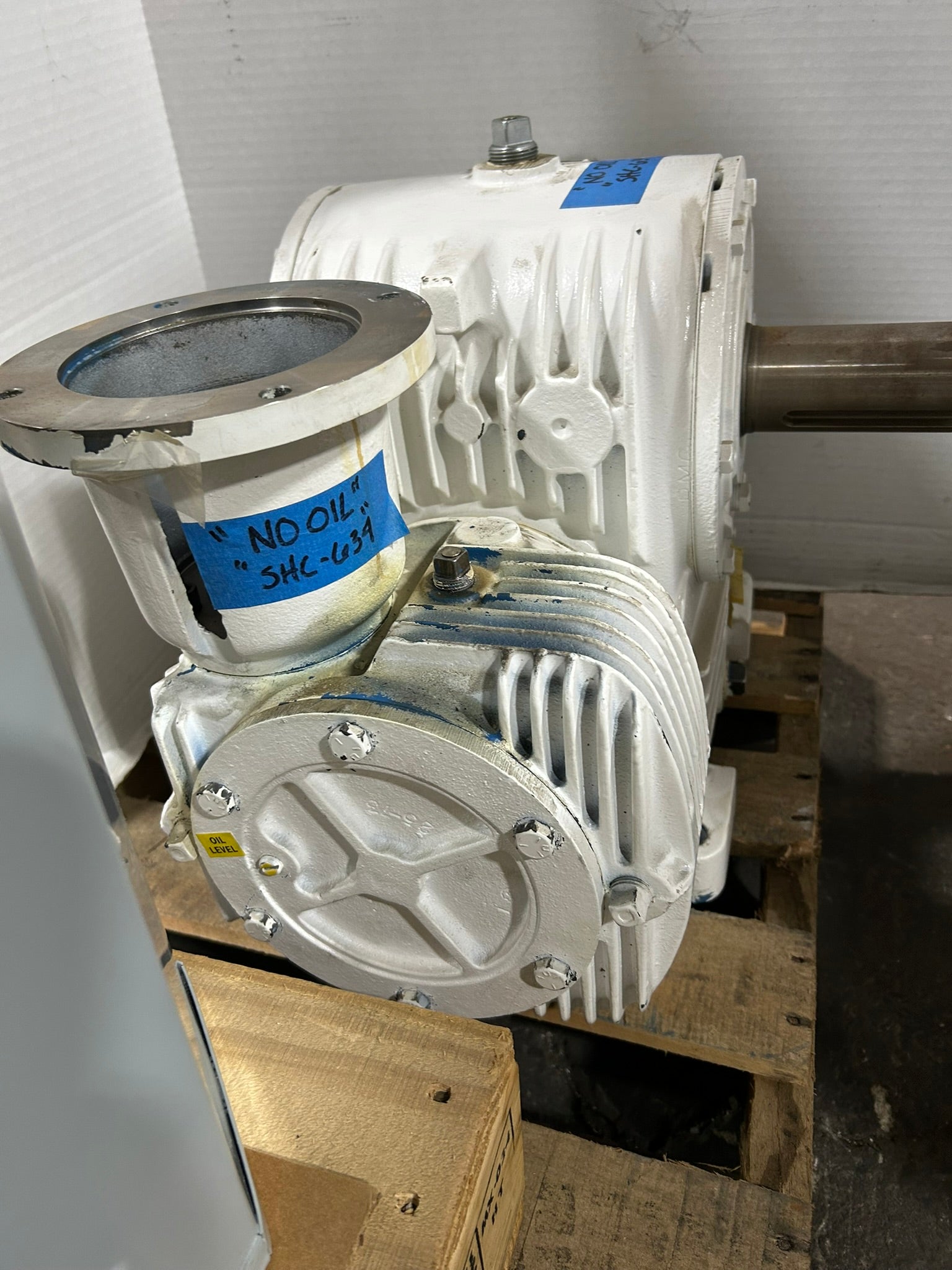 Textron MVU40DA054-F3 Cone Drive Gearbox 75-1 Ratio 1750RPM 4.91 HP