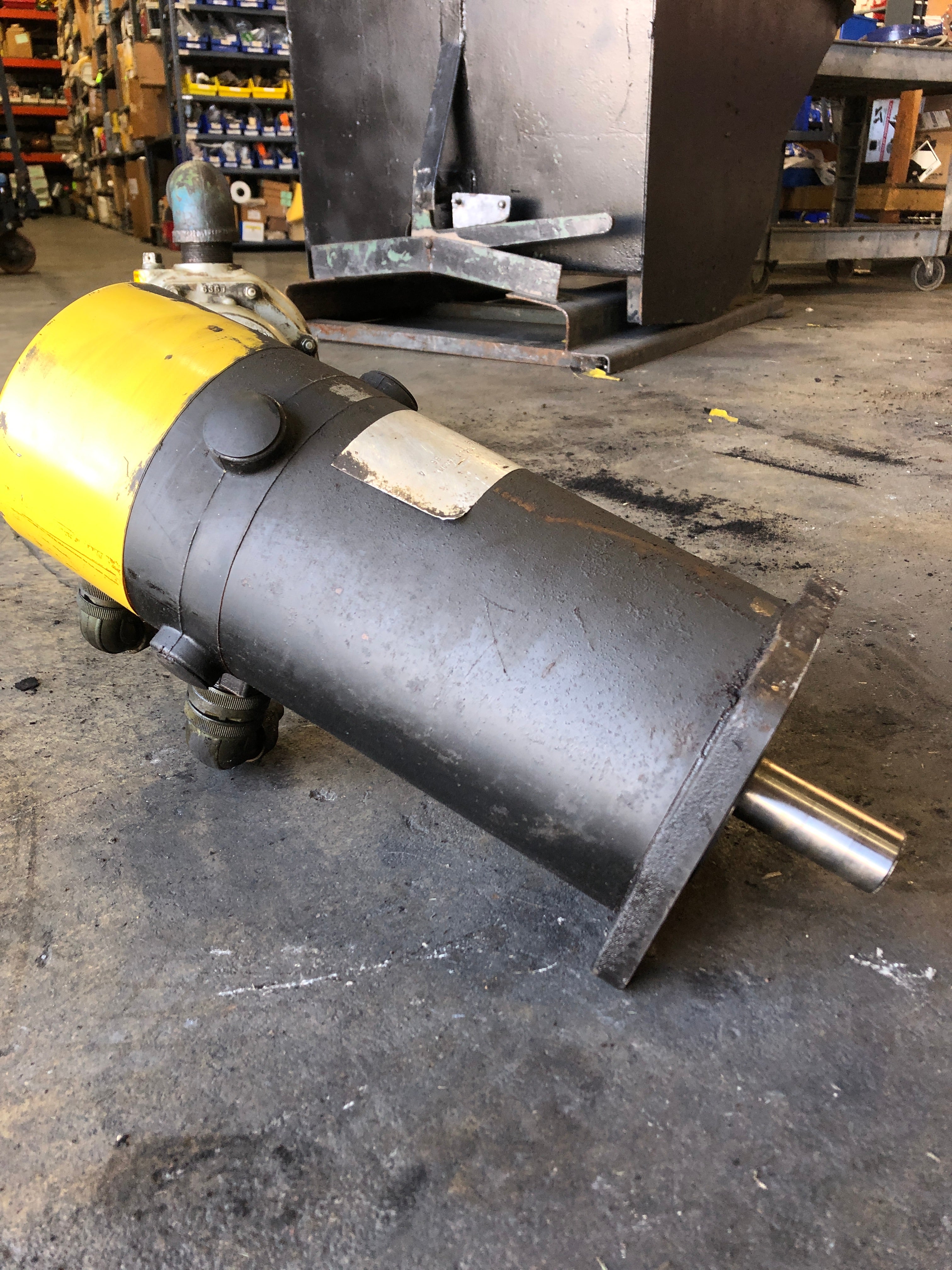 Fanuc Servo Motor M-533643 012#0003(2500M) 85.4
