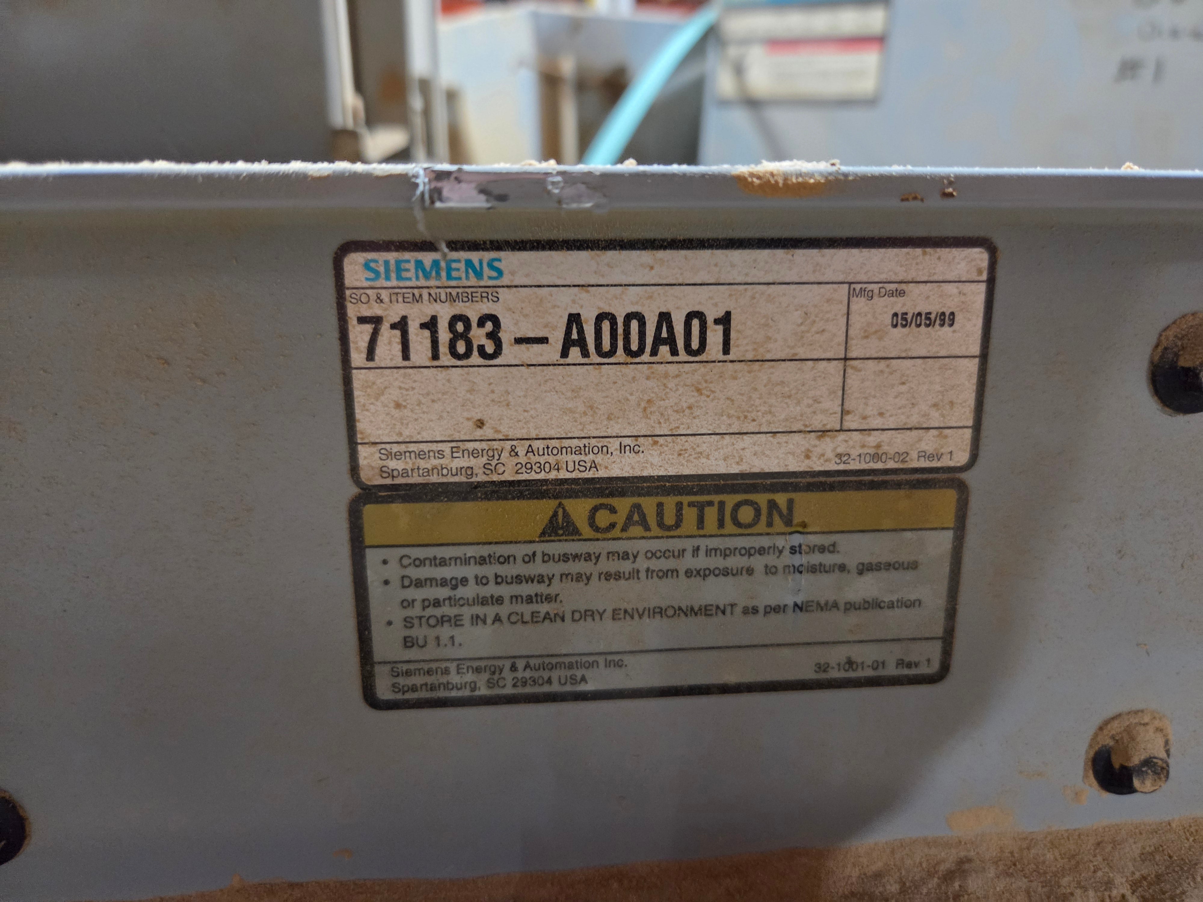 Siemens Sentron Busway Plug-in Straight Busbar 10' 71183-A00A01 Copper 3PH 4W
