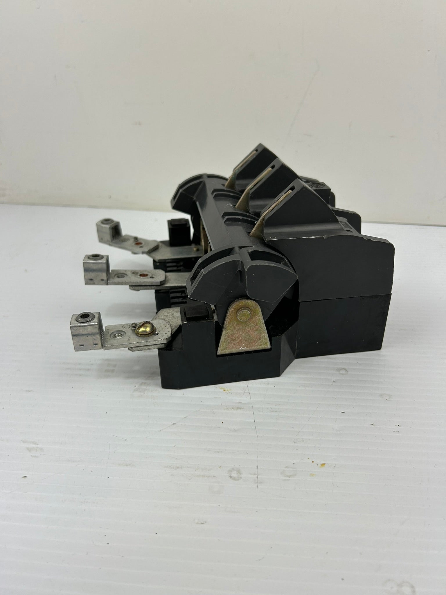 Allen-Bradley Bulletin 1494F Disconnection Switch 100A 600VAC 250VDC 3PH 3P