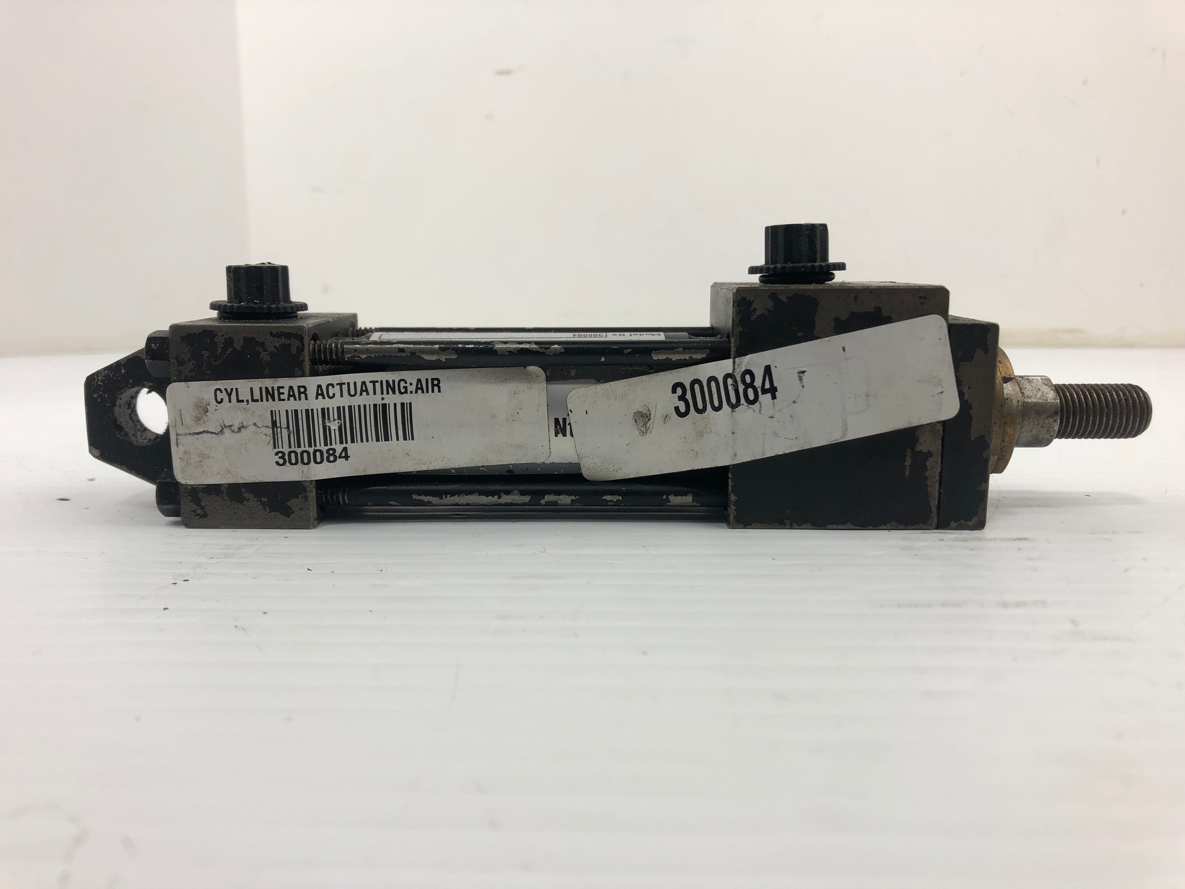 Fleetwood Goldco 300084 Pneumatic Cylinder 250 PSI