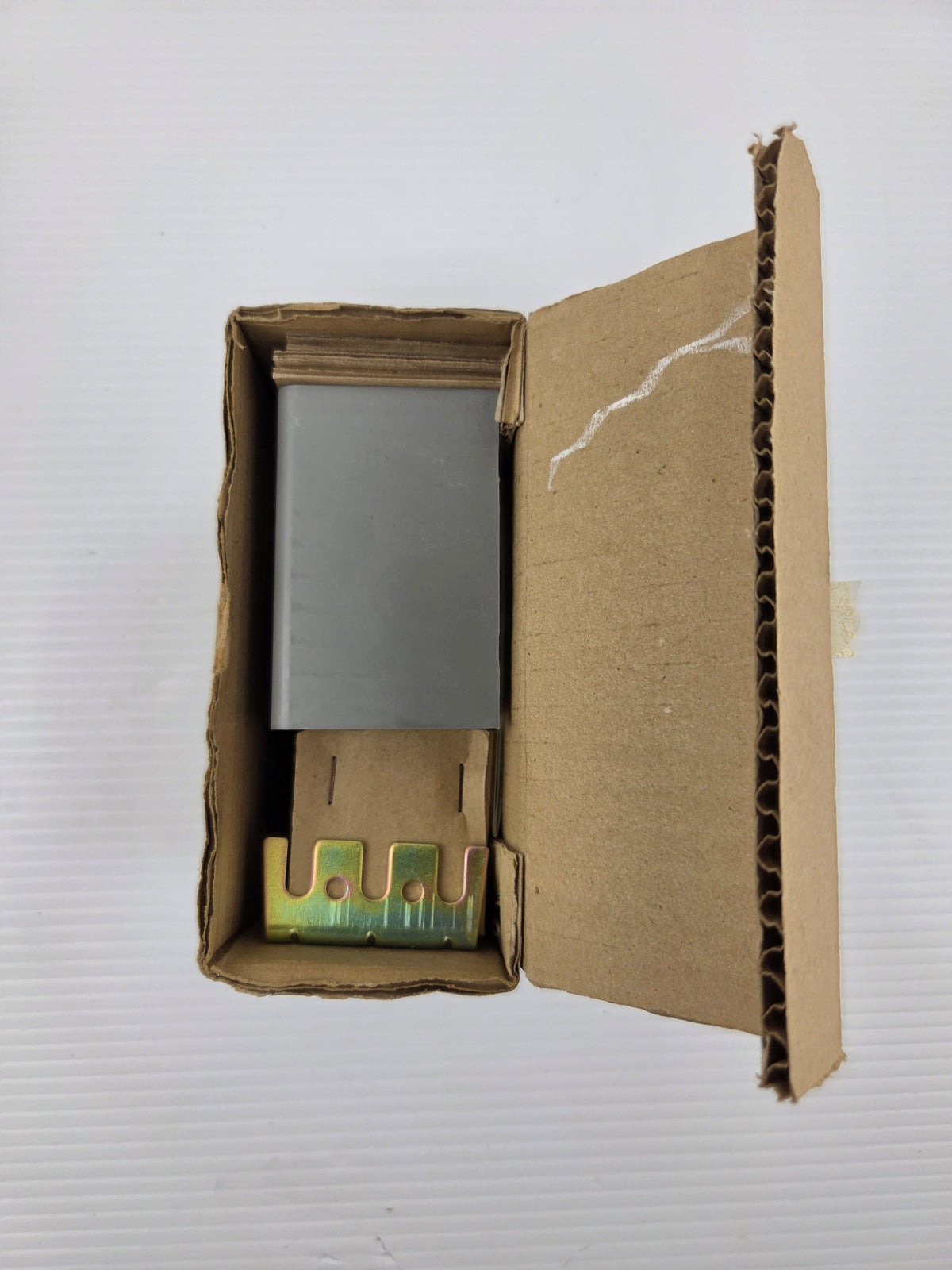 Saginomiya FPS-C106 Pressure Control Switch 1.5MPa -0.06~0.6 MPa