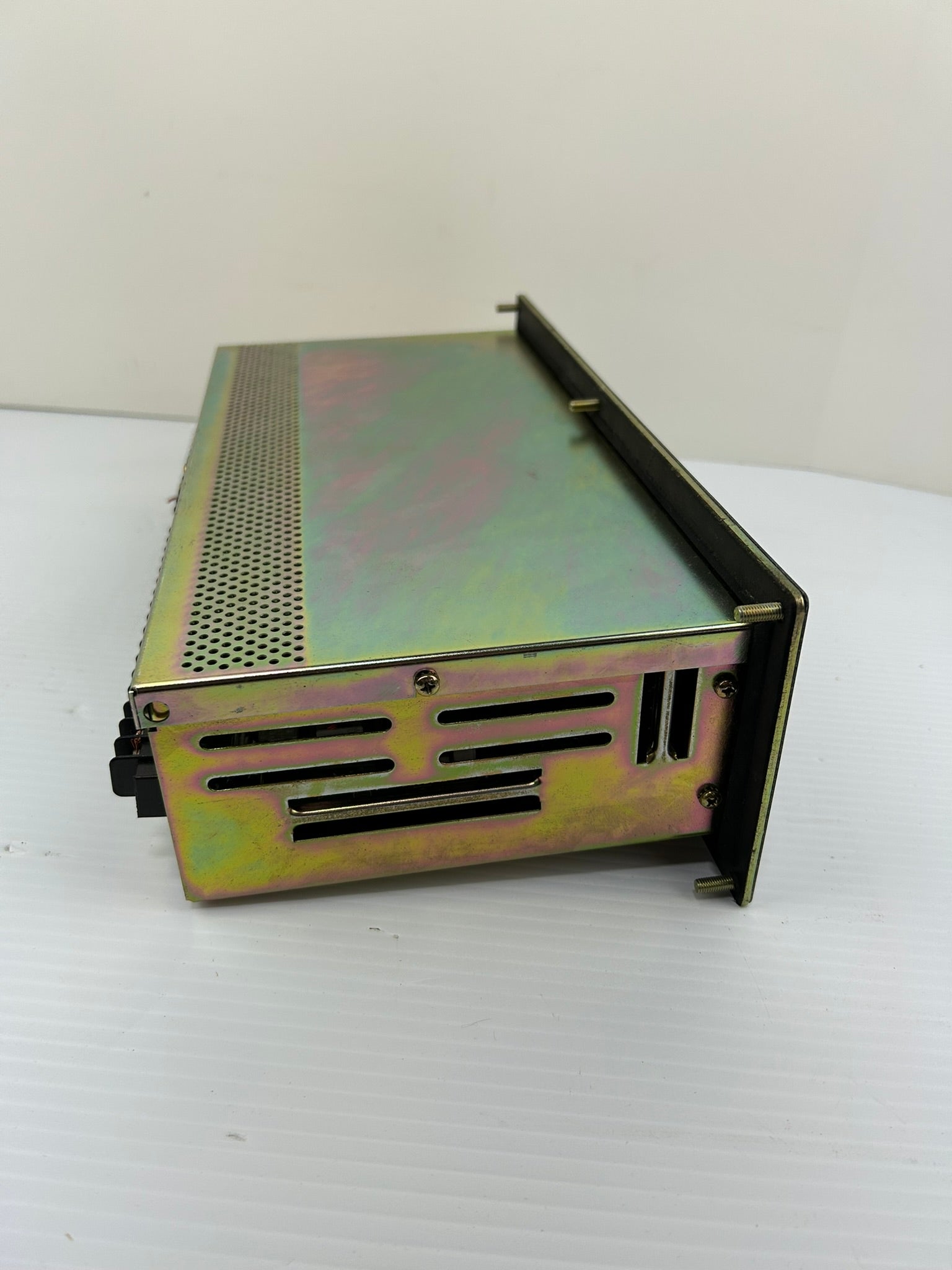 Allen Bradley Dataliner 2706-B23J8 Industrial LED Message Display Ser G Rev B