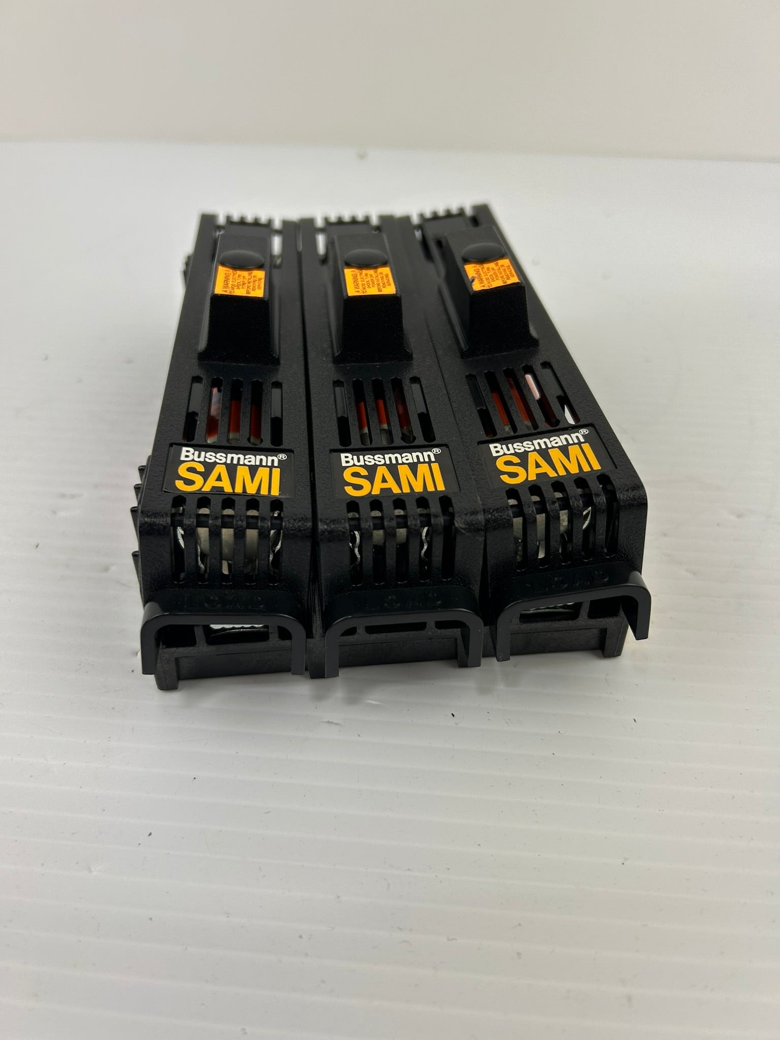 Bussmann Sami R60030-3PR Fuse Holder Block 600V 30A with 3 Amp Trap 2000 Fuses