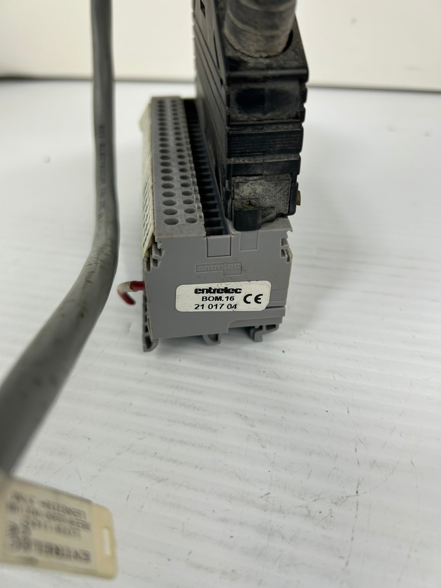 Enterlec BOM.16 21 017 04 Din Rail Mount Terminal Block Assembly